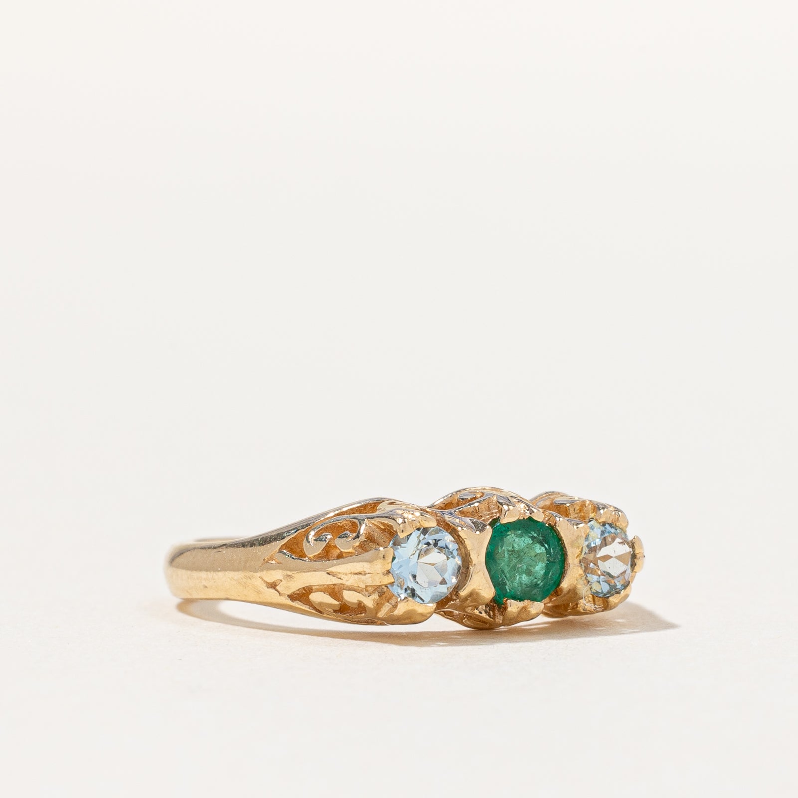 Bague aigue-marine et émeraude | 0,14 ct au total, 0,12 ct | Taille 4,25 | 