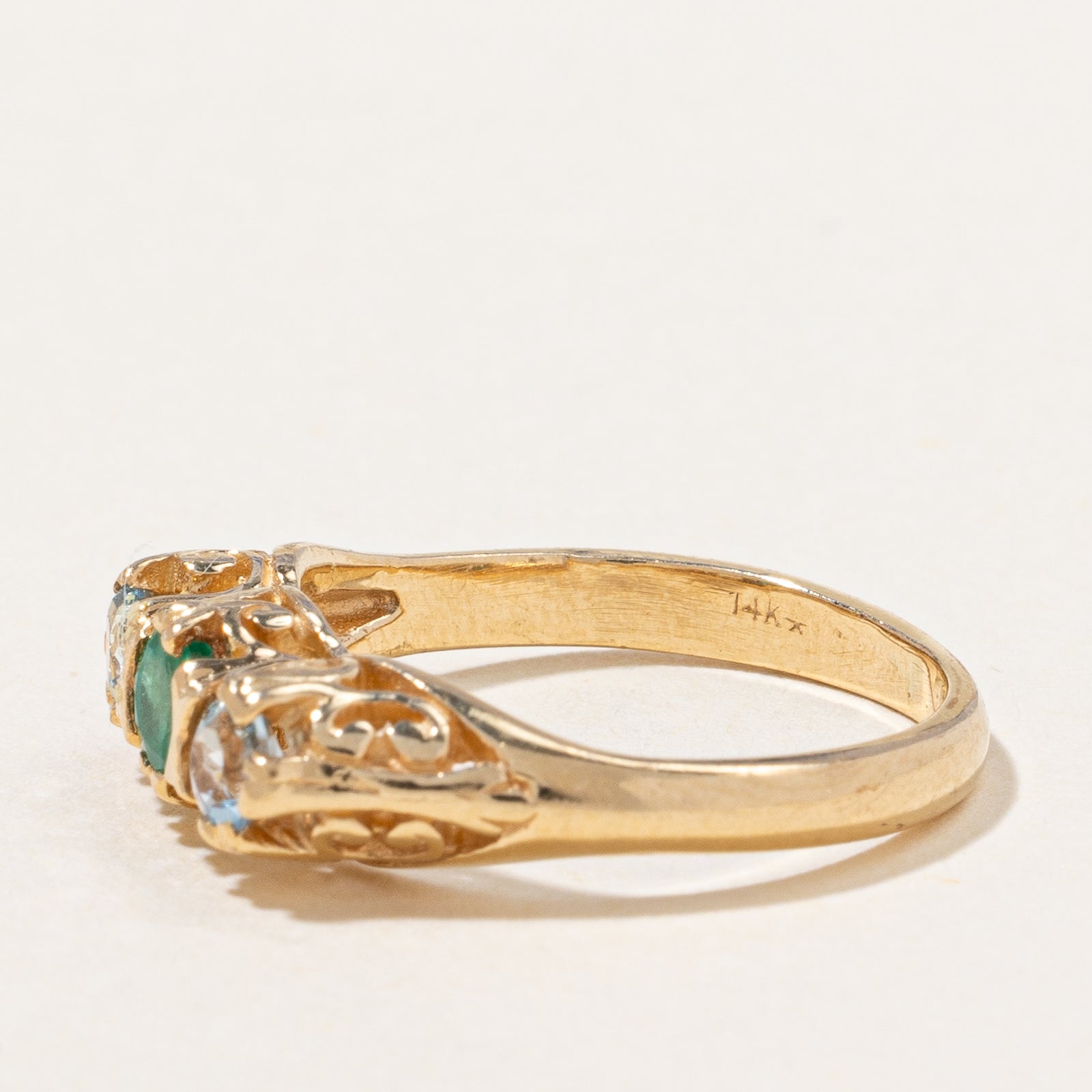 Bague aigue-marine et émeraude | 0,14 ct au total, 0,12 ct | Taille 4,25 | 