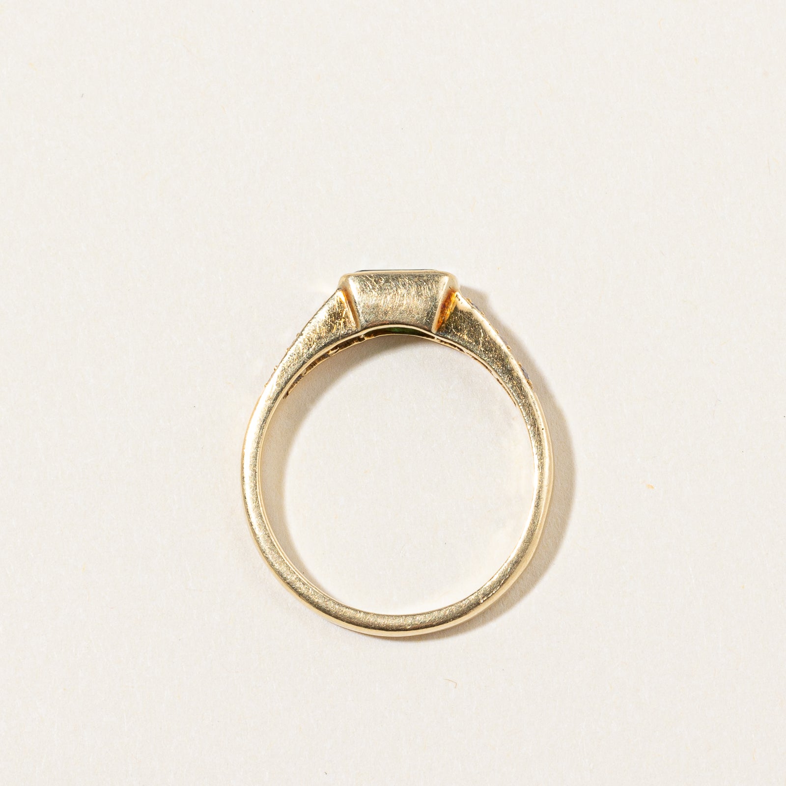 Emerald & Diamond Ring | 0.30ct, 0.13ctw | SZ 5.75 |