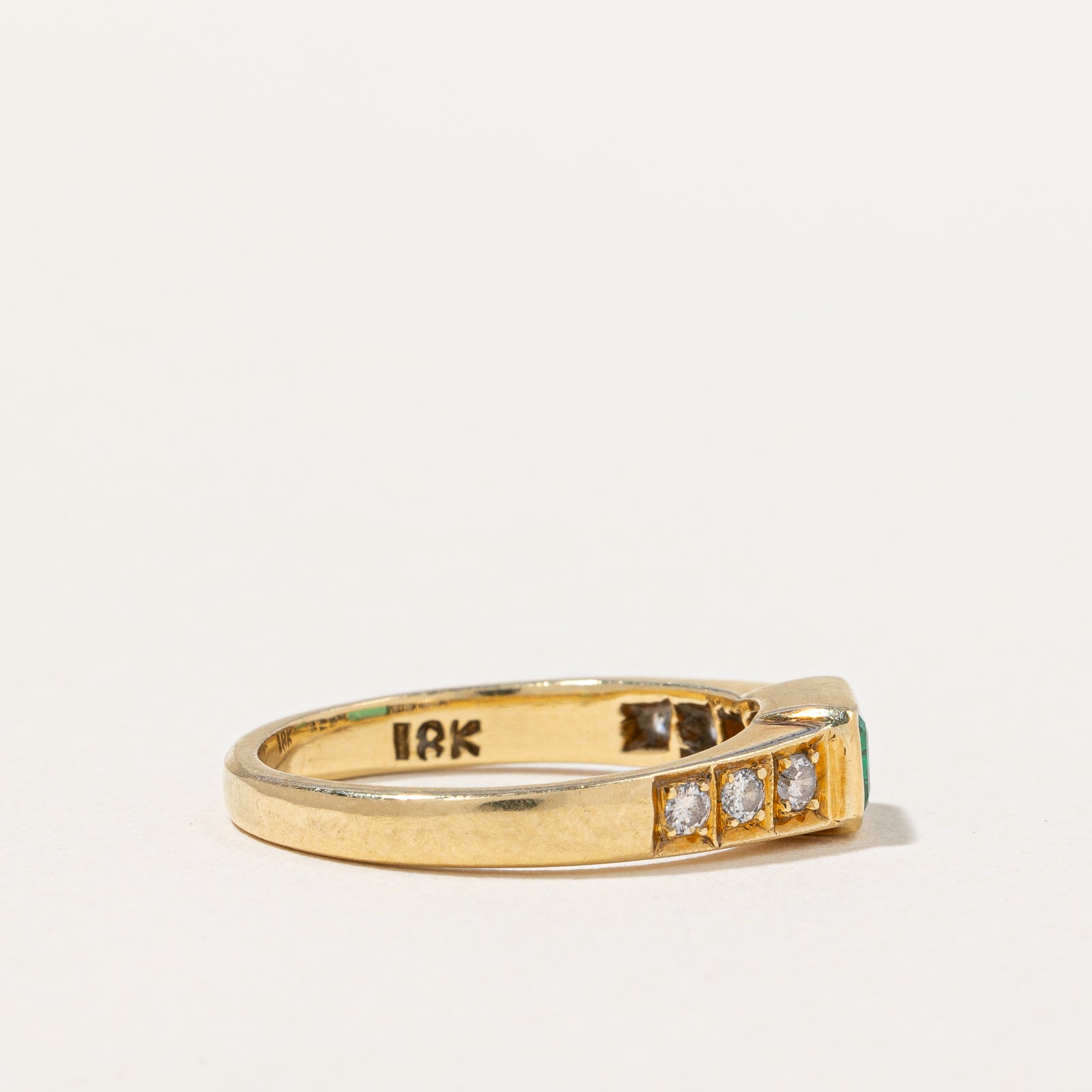 Emerald & Diamond Ring | 0.30ct, 0.13ctw | SZ 5.75 |