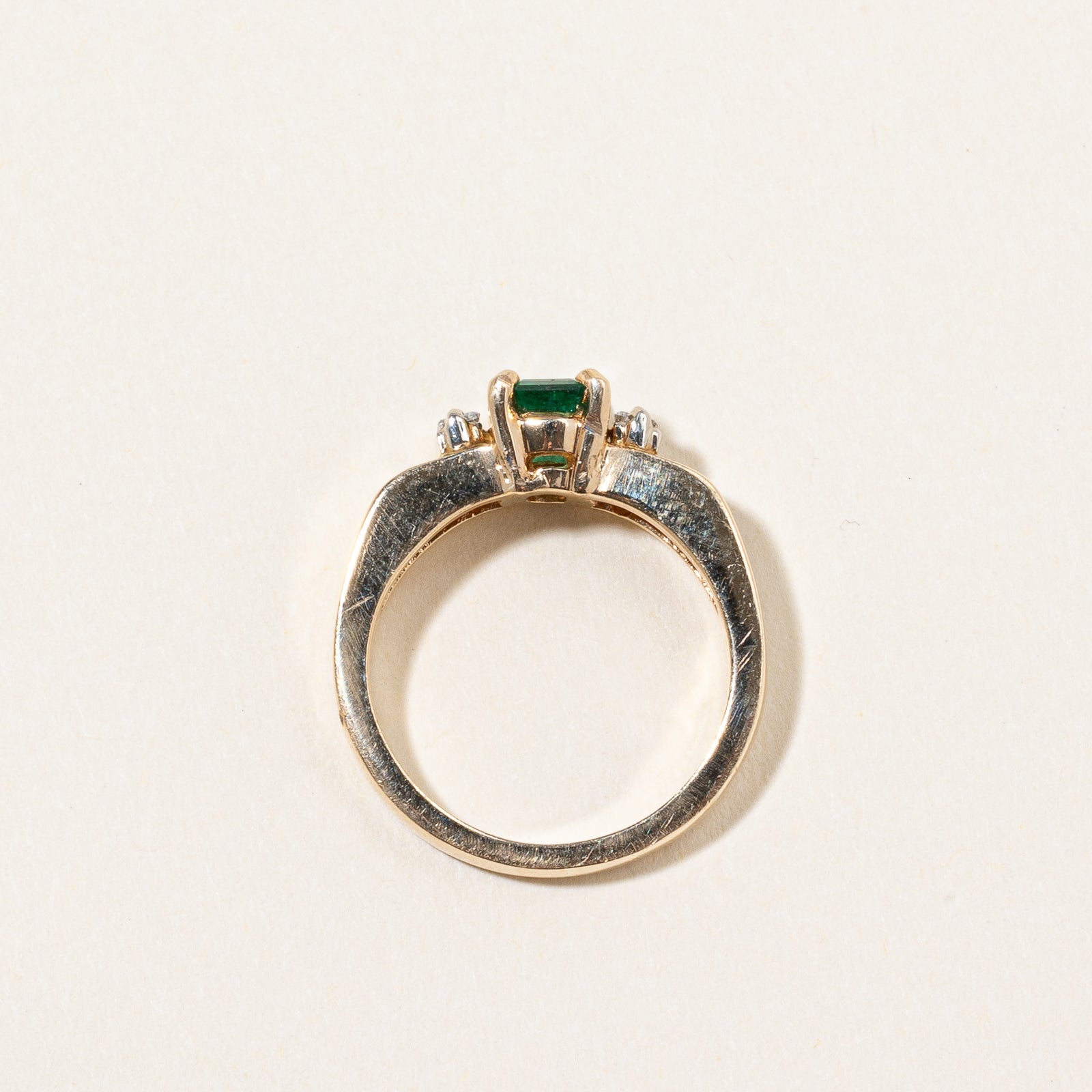 Emerald & Diamond Ring | 0.50ct, 0.14ctw | SZ 4 |