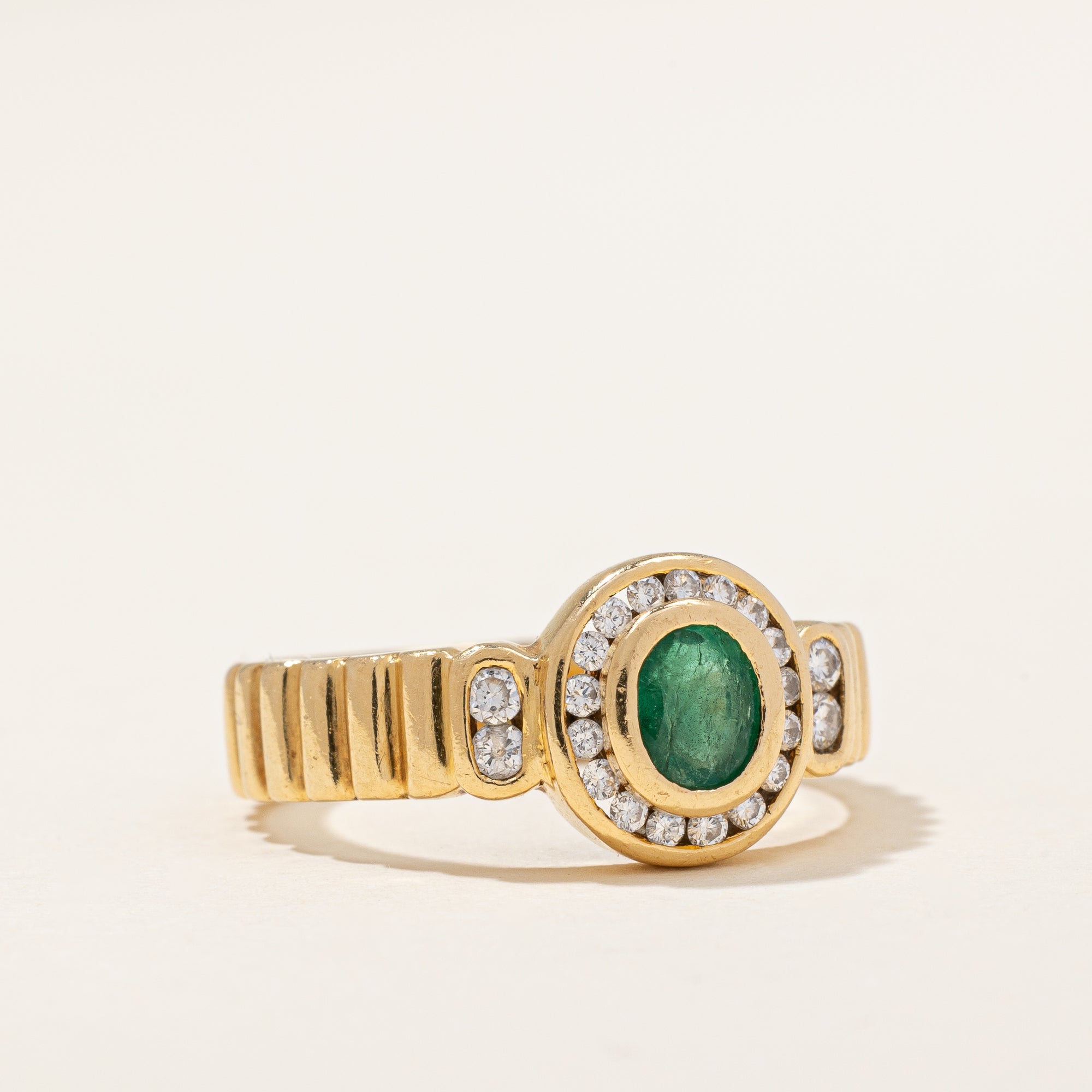 Emerald & Diamond Ring | 0.35ct, 0.20ctw | 6 |