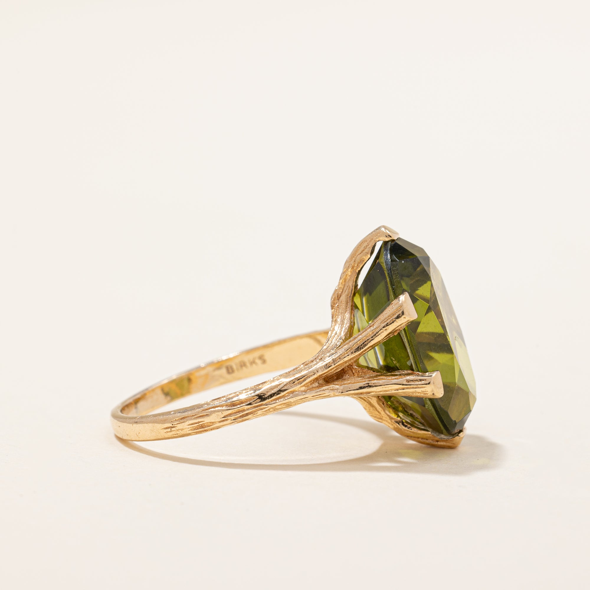 'Birks' Glass Cocktail Ring | 10.00ct | SZ 7.5 |