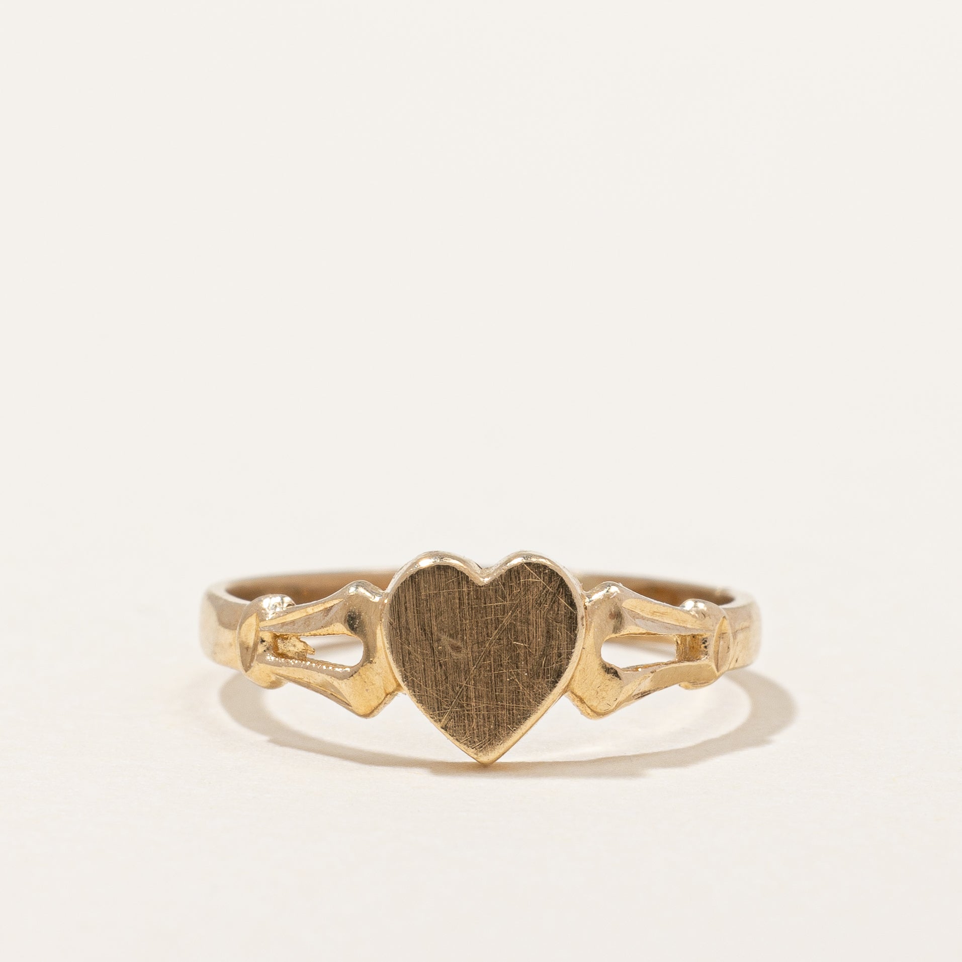 10k Yellow Gold Heart Ring | SZ 2.5 |