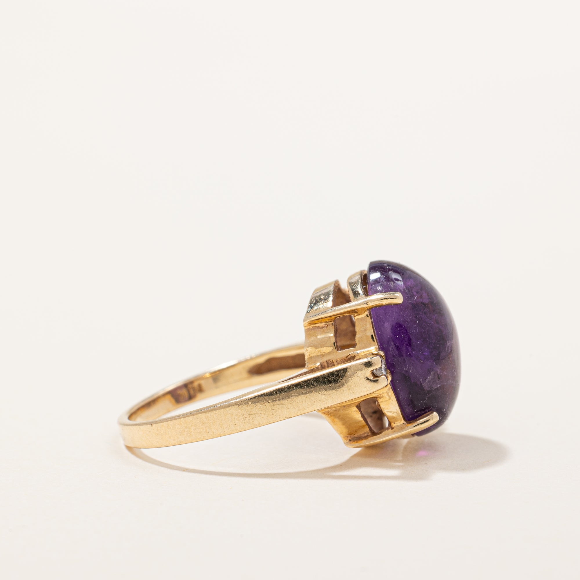 Amethyst & Diamond Cocktail Ring | 5.80ct, 0.05ctw | SZ 6 |