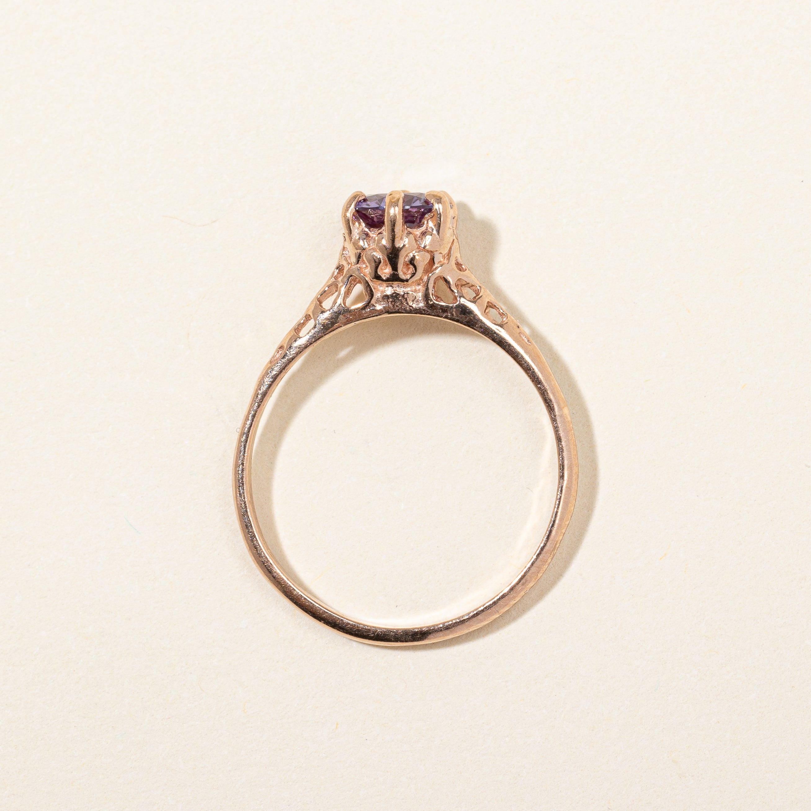 Synthetic Colour Change Sapphire Ring | 0.70ct | SZ 6.25 |