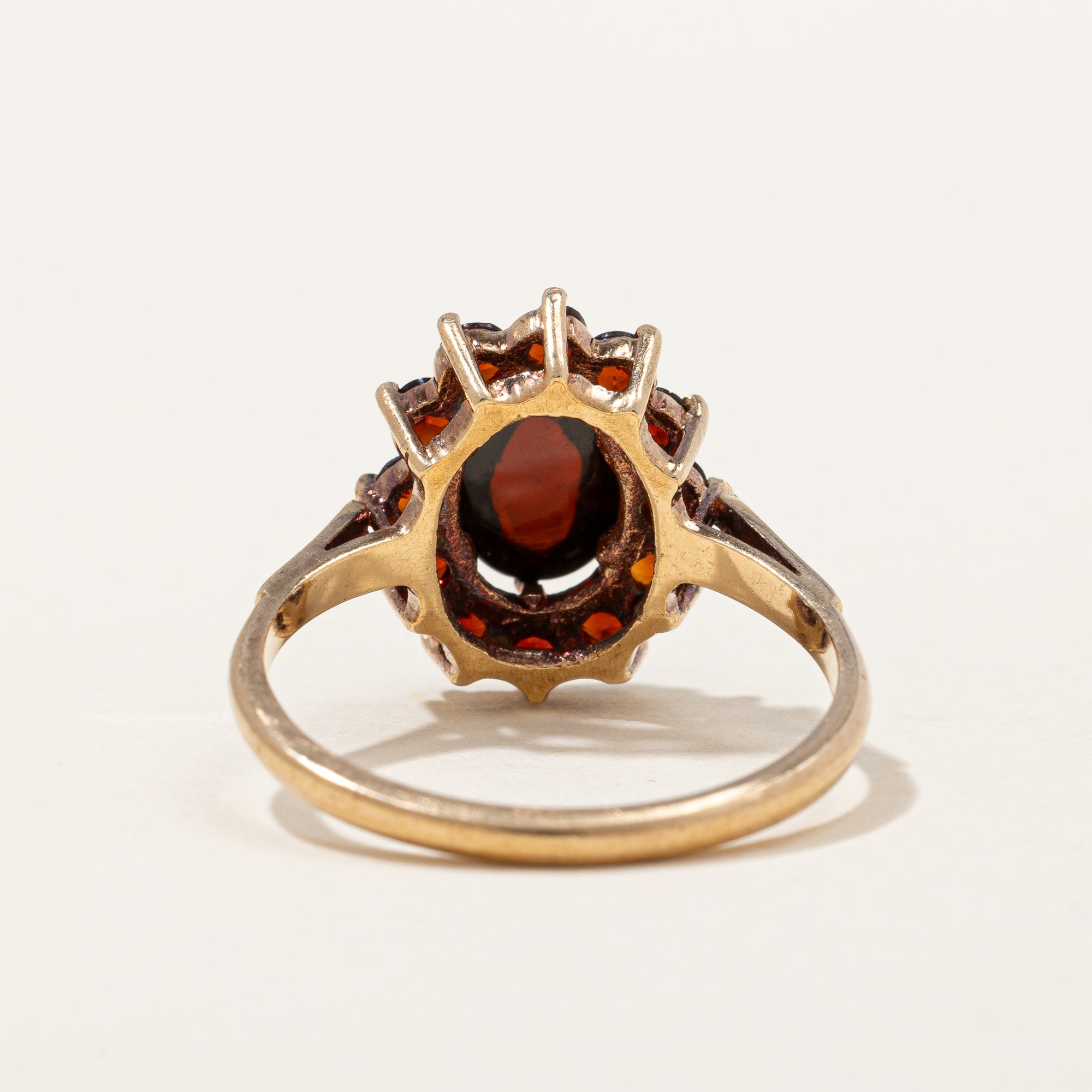 Garnet Cocktail Ring | 2.51ctw | SZ 7.5 |