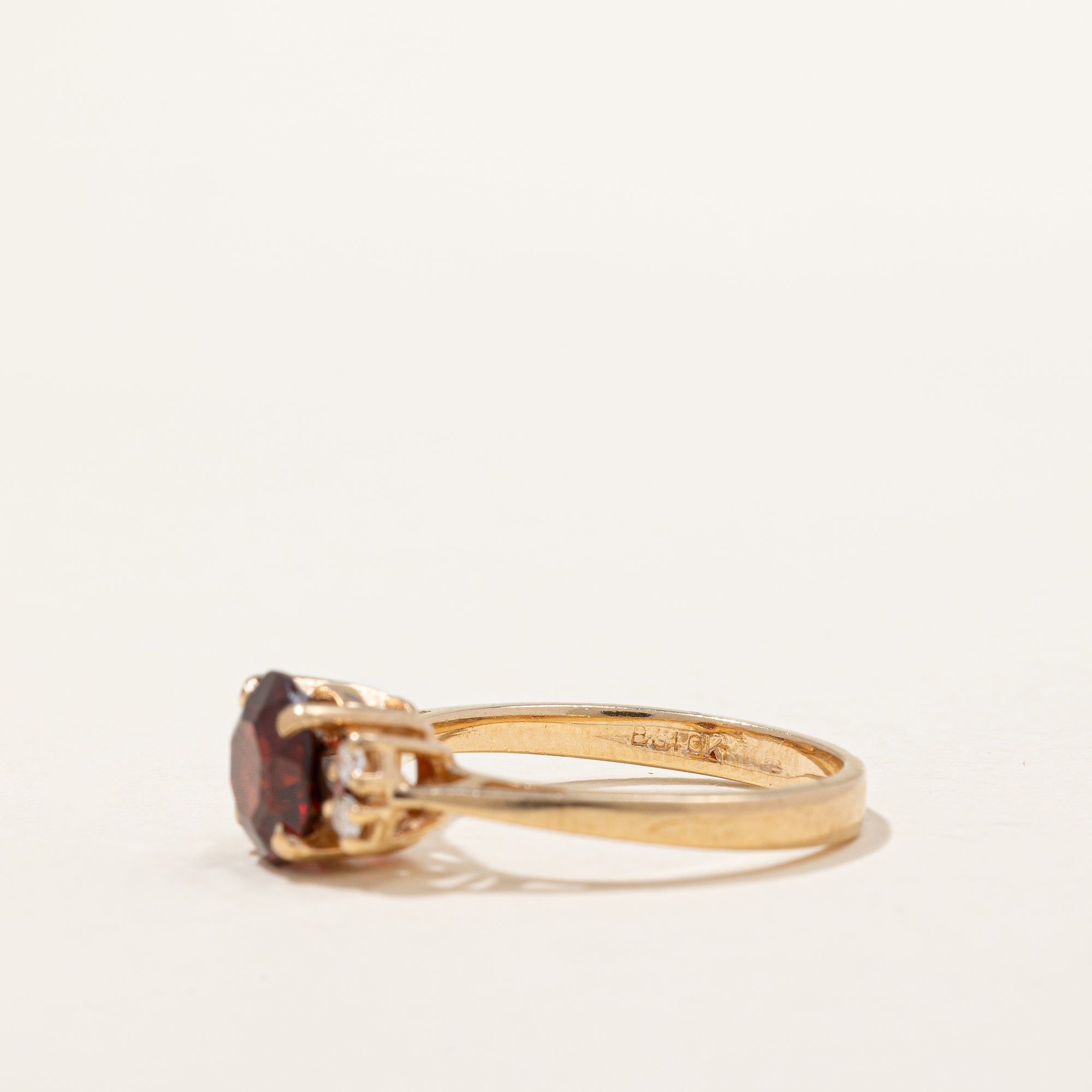 Garnet & Diamond Cocktail Ring | 1.30ct, 0.08ctw | SZ 4.5 |