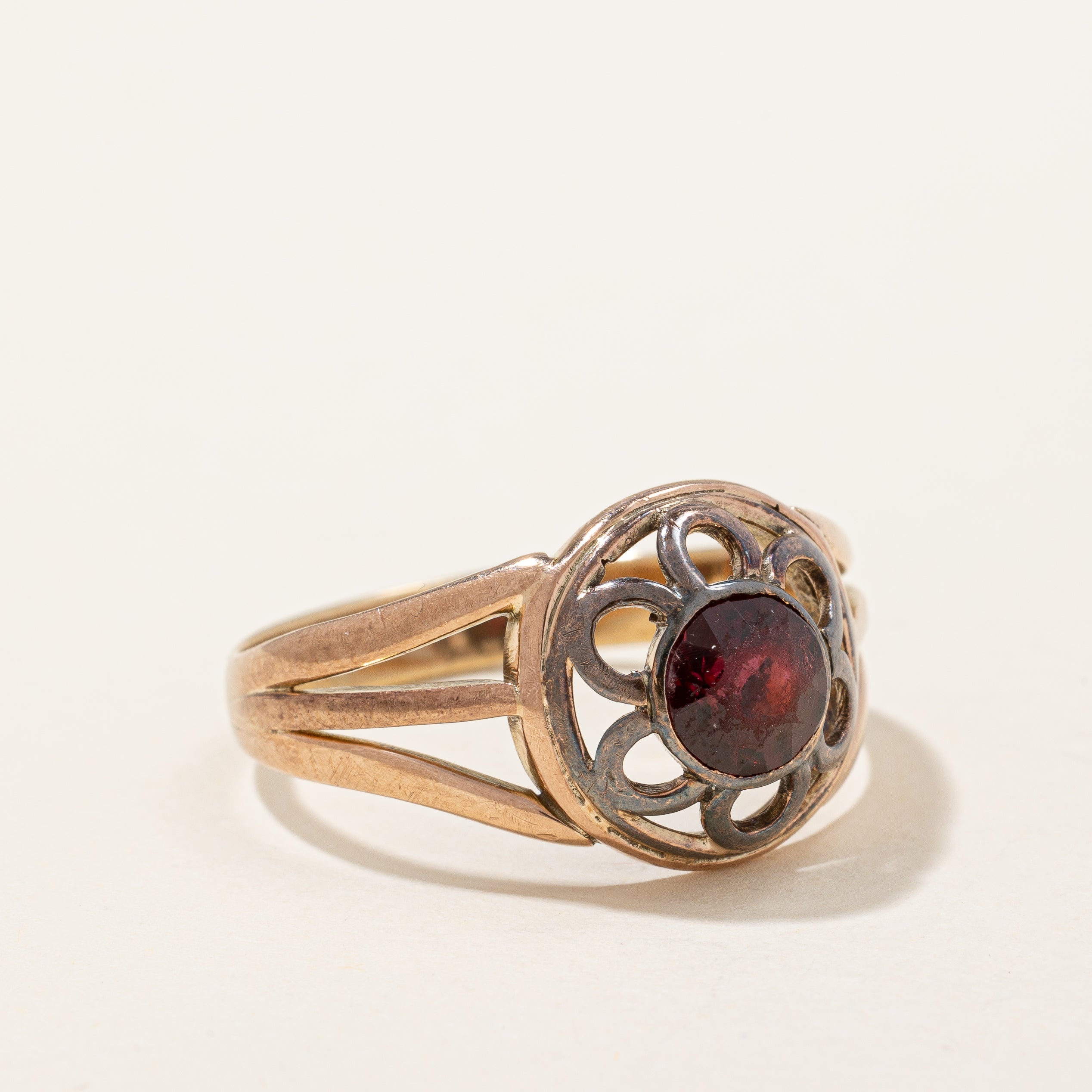 Garnet Cocktail Ring | 0.85ct | SZ 8.5 |