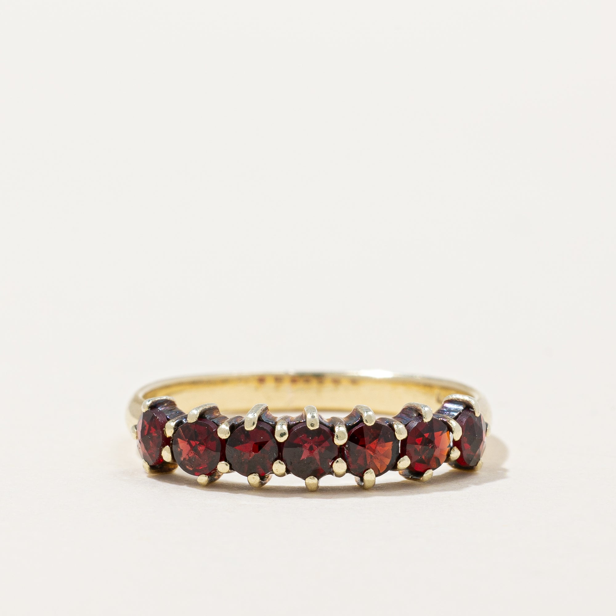 Garnet Ring | 0.70ctw | SZ 6 |