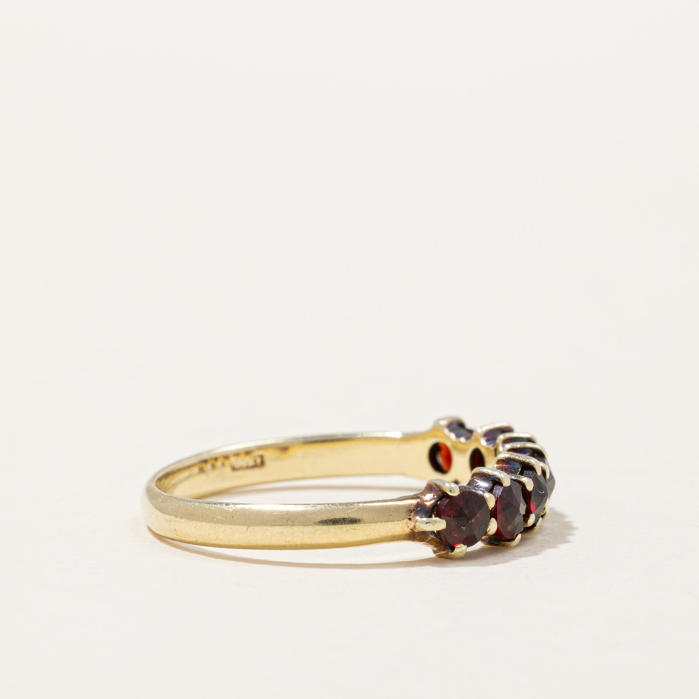 Garnet Ring | 0.70ctw | SZ 6 |