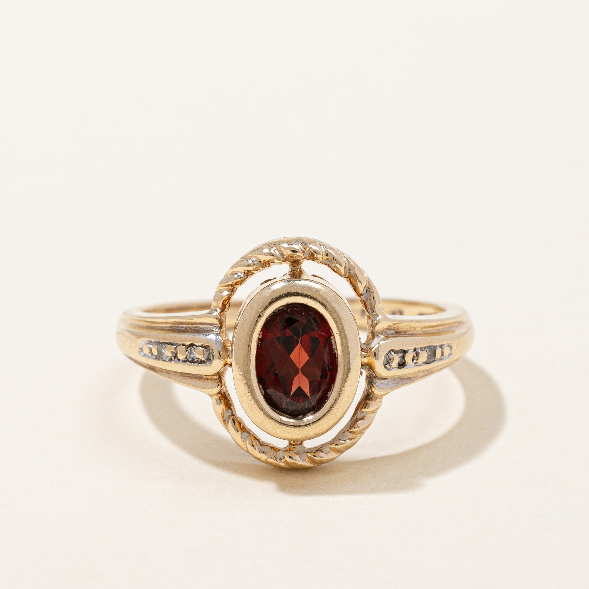 Garnet Cocktail Ring | 0.70ct | SZ 6.5 |