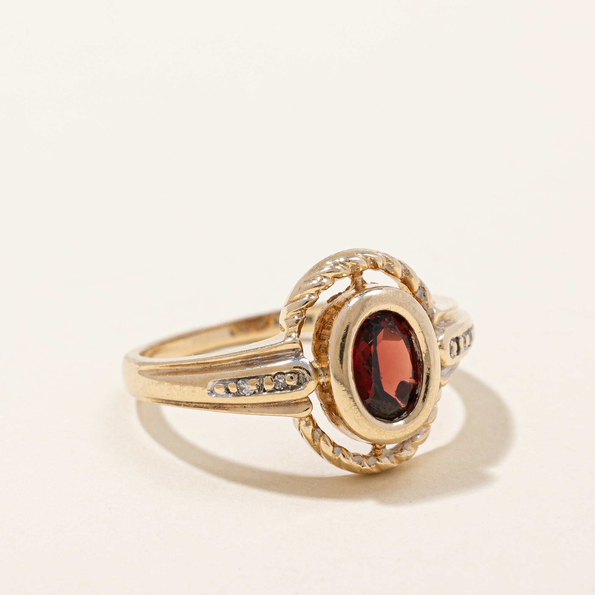 Garnet Cocktail Ring | 0.70ct | SZ 6.5 |