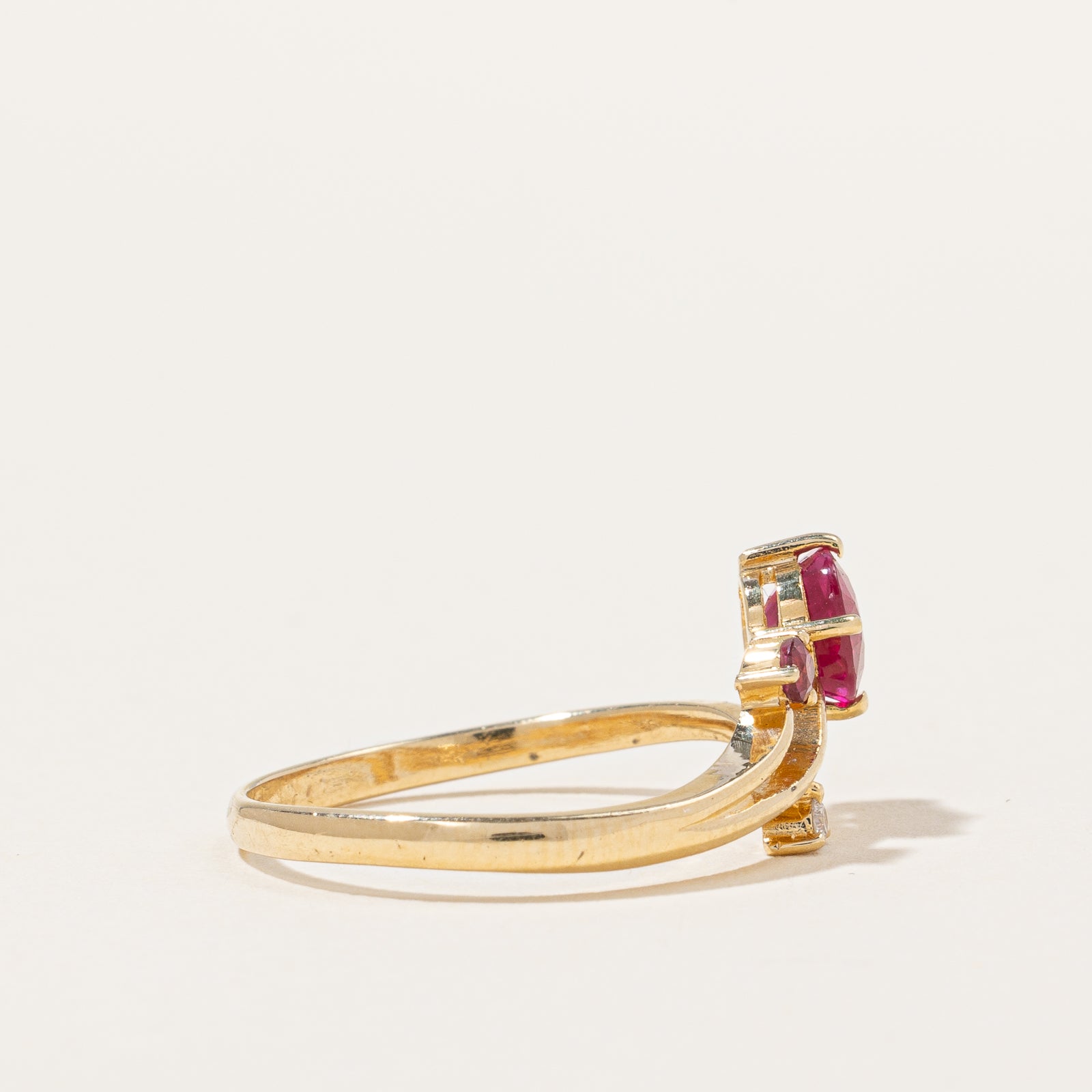 Ruby & Diamond Ring | 0.63ctw, 0.01ct | SZ 6 |