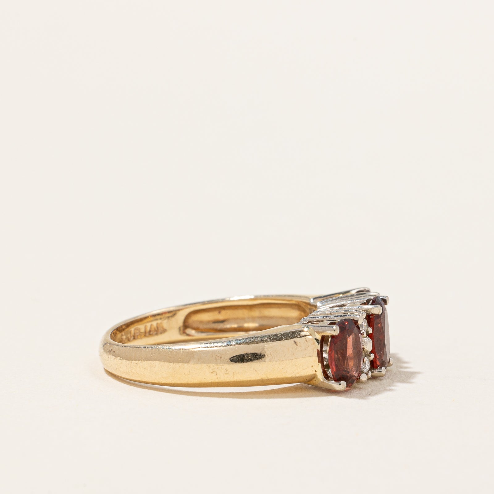 Garnet & Diamond Ring | 1.00ct, 0.04ctw | SZ 5 |