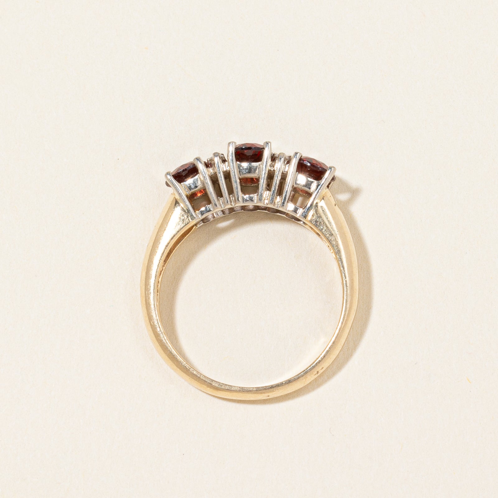 Garnet & Diamond Ring | 1.00ct, 0.04ctw | SZ 5 |