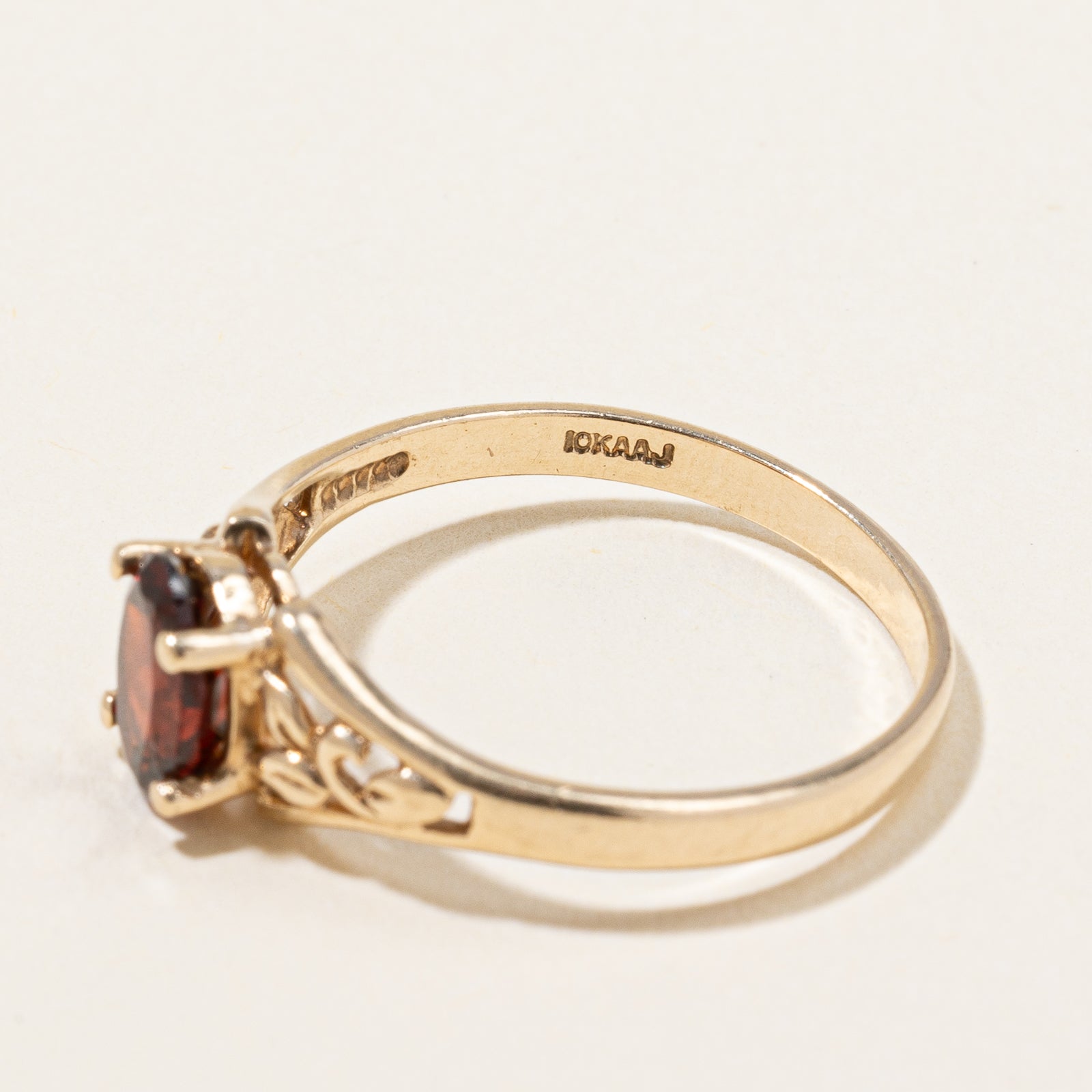 Garnet Ring | 0.72ct | SZ 6.75 |