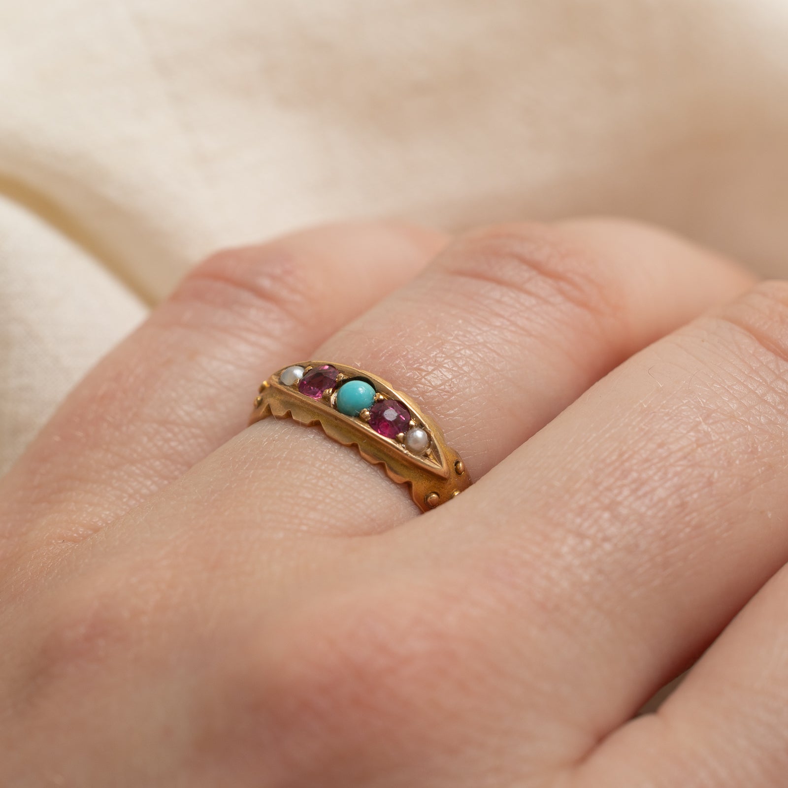 Bague victorienne multi-pierres de Birmingham de 1892 | 0,20 ct au total, 0,10 ct, 2 mm | Taille 5,75 |