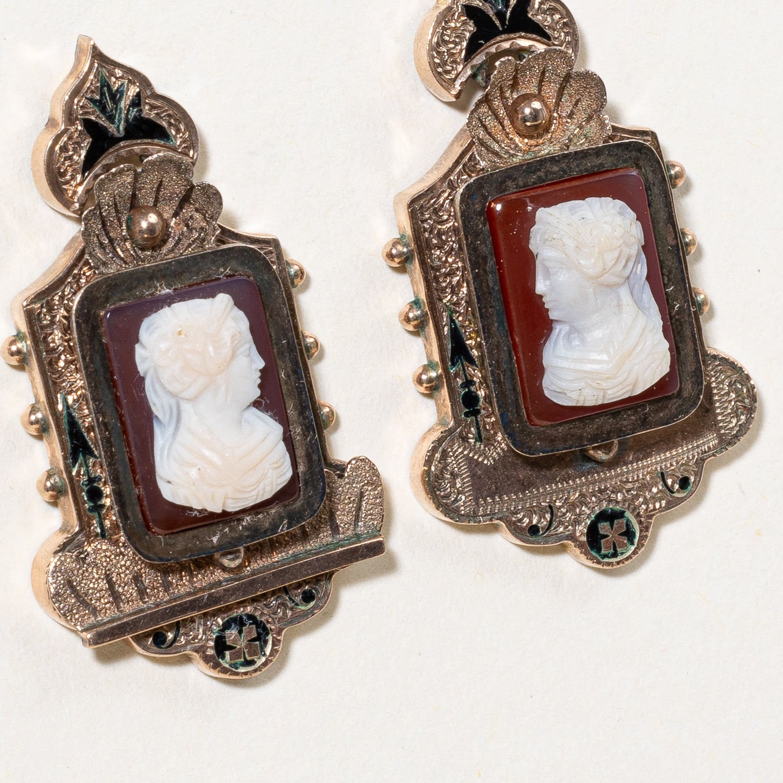 Antique Cameo Agate Earrings | 6.50ctw |