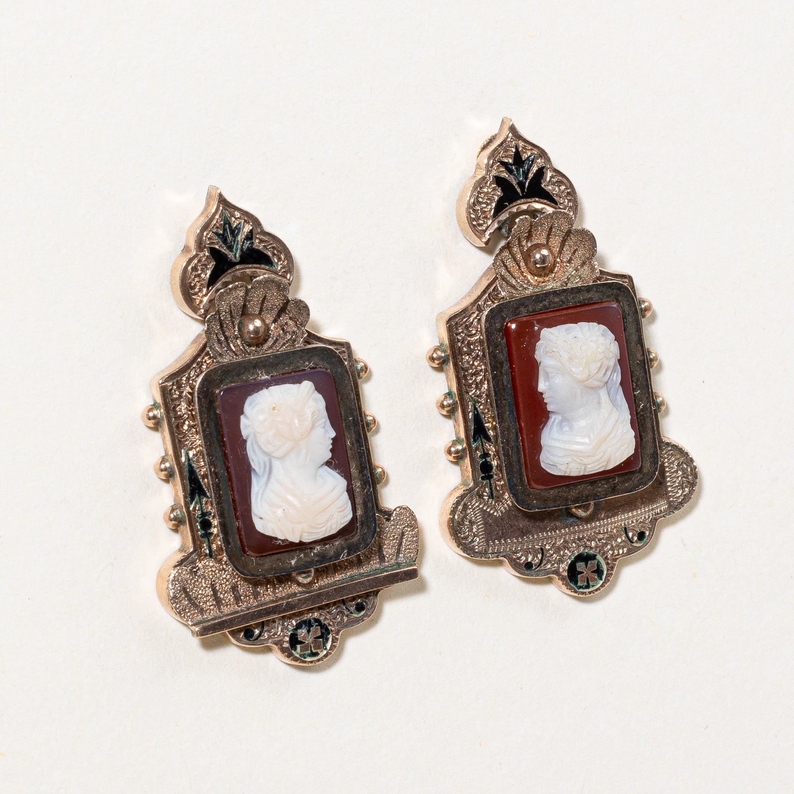 Antique Cameo Agate Earrings | 6.50ctw |