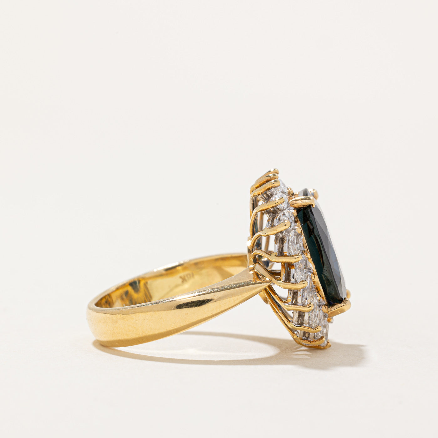***Certification - Mise à jour du rapport GIA Kourosh - Bague saphir et diamants GIA | Saphir 6,50 ct GIA | 1,00 ct au total | Taille 6 |