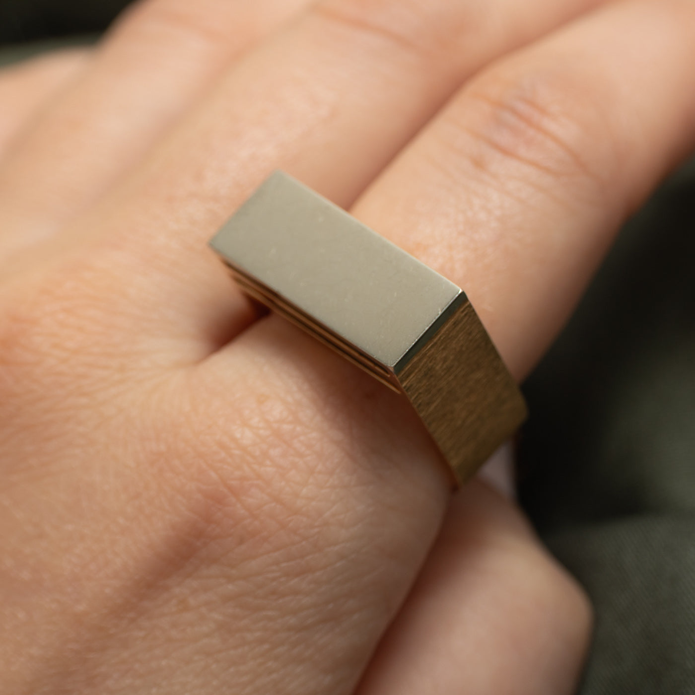 18k Two Tone Gold High Set Ring | SZ 10.25 |