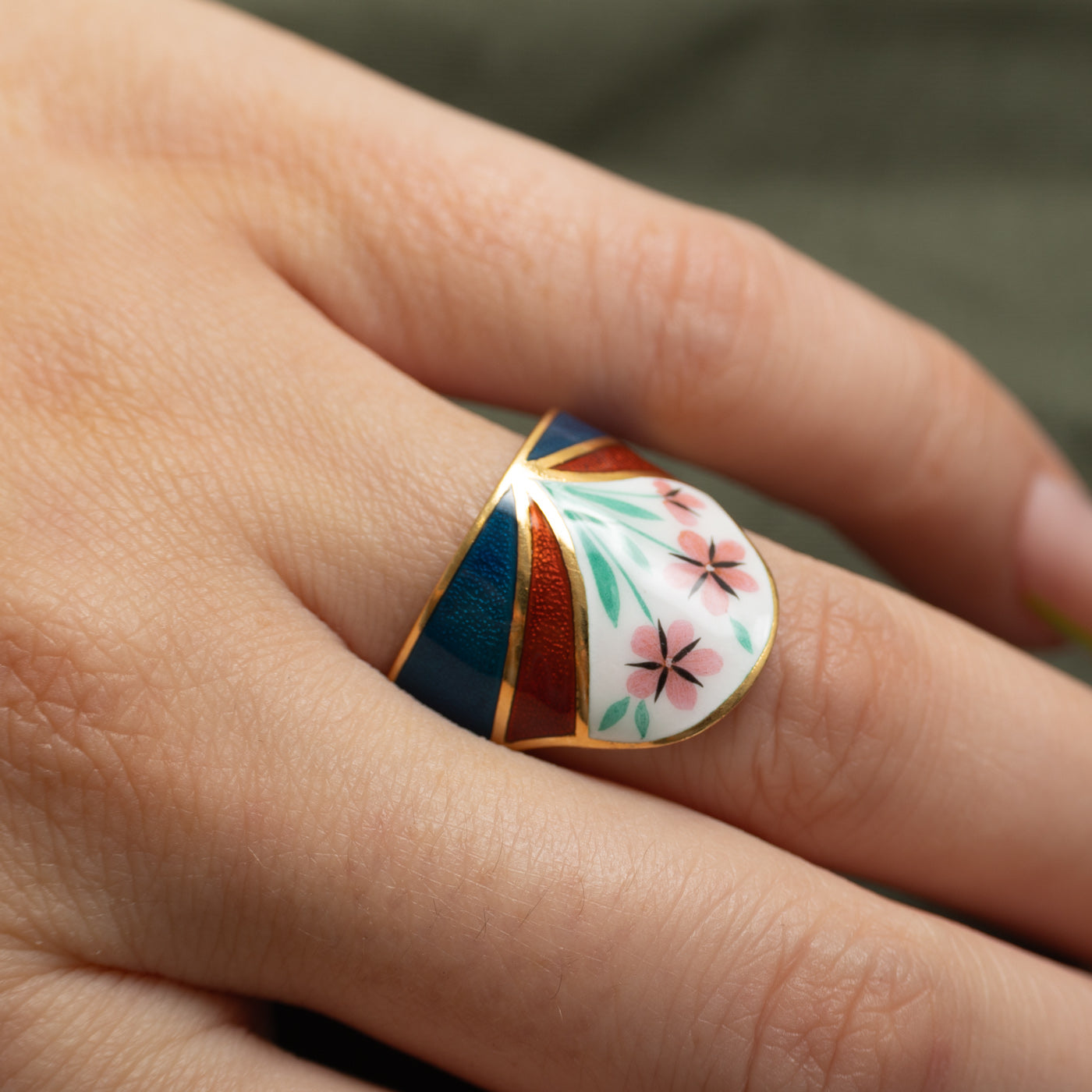 1974 Soviet Hallmarked 18k Yellow Gold Ring | SZ 8.25 |
