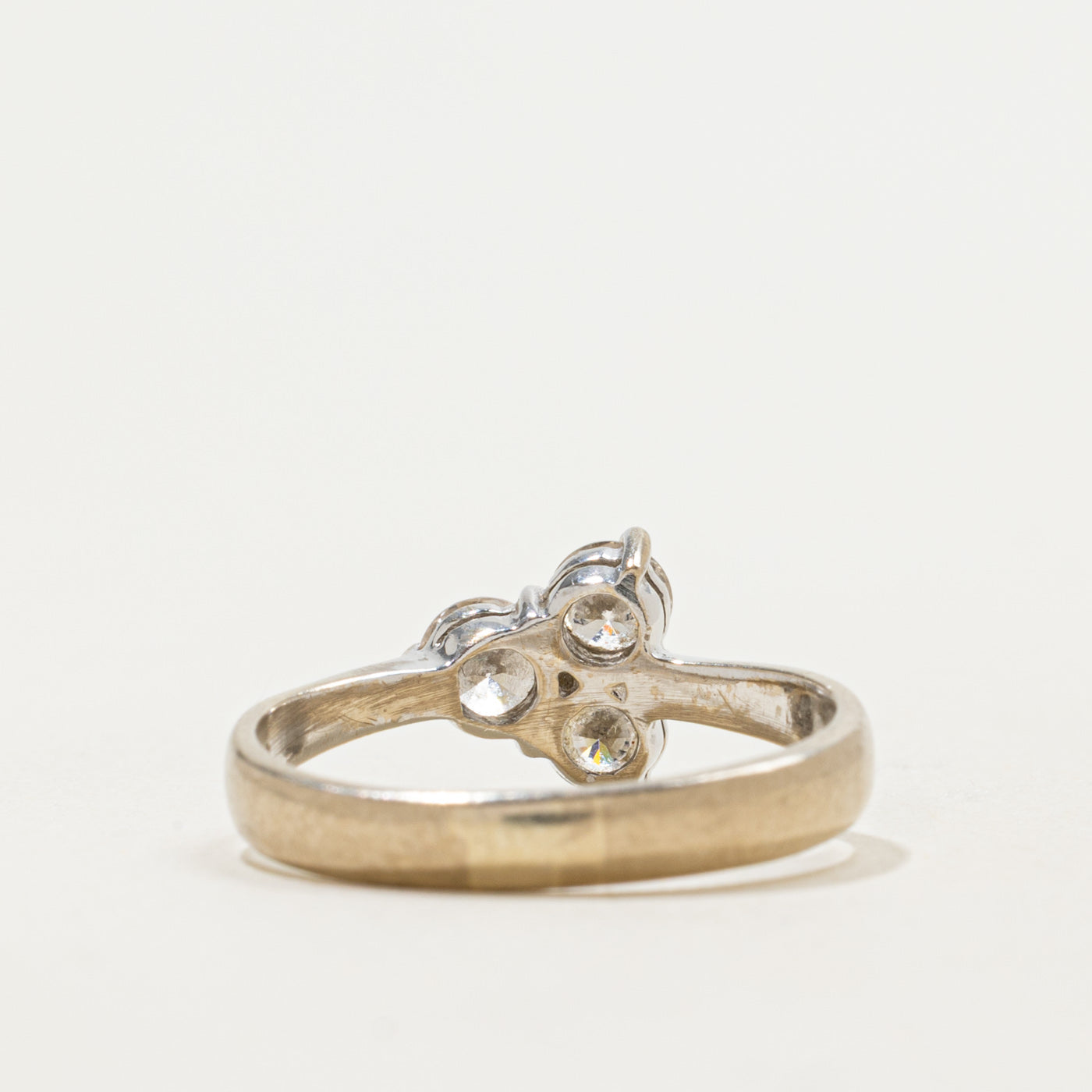Bague trilogie trois diamants | 0,60 ct | Taille 6 | 