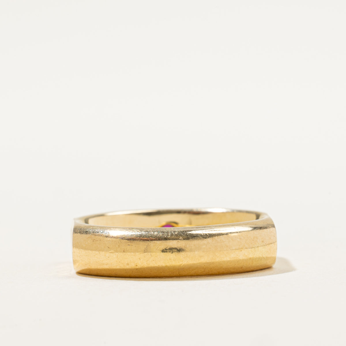 Bague en rubis avec chiffres romains | 0,10 ct | Taille 8,75 | 