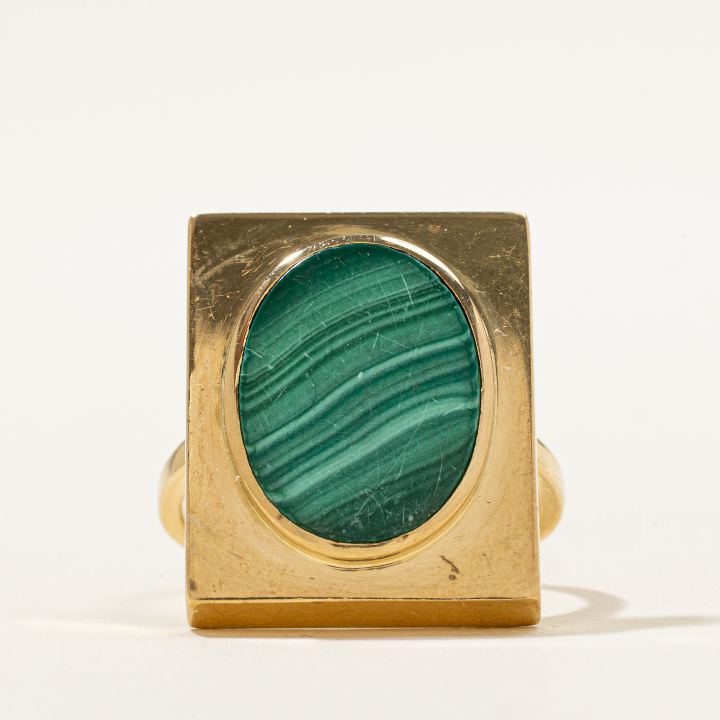 Bague cocktail en malachite encadrée | 5,00 ct | 5,75 | 