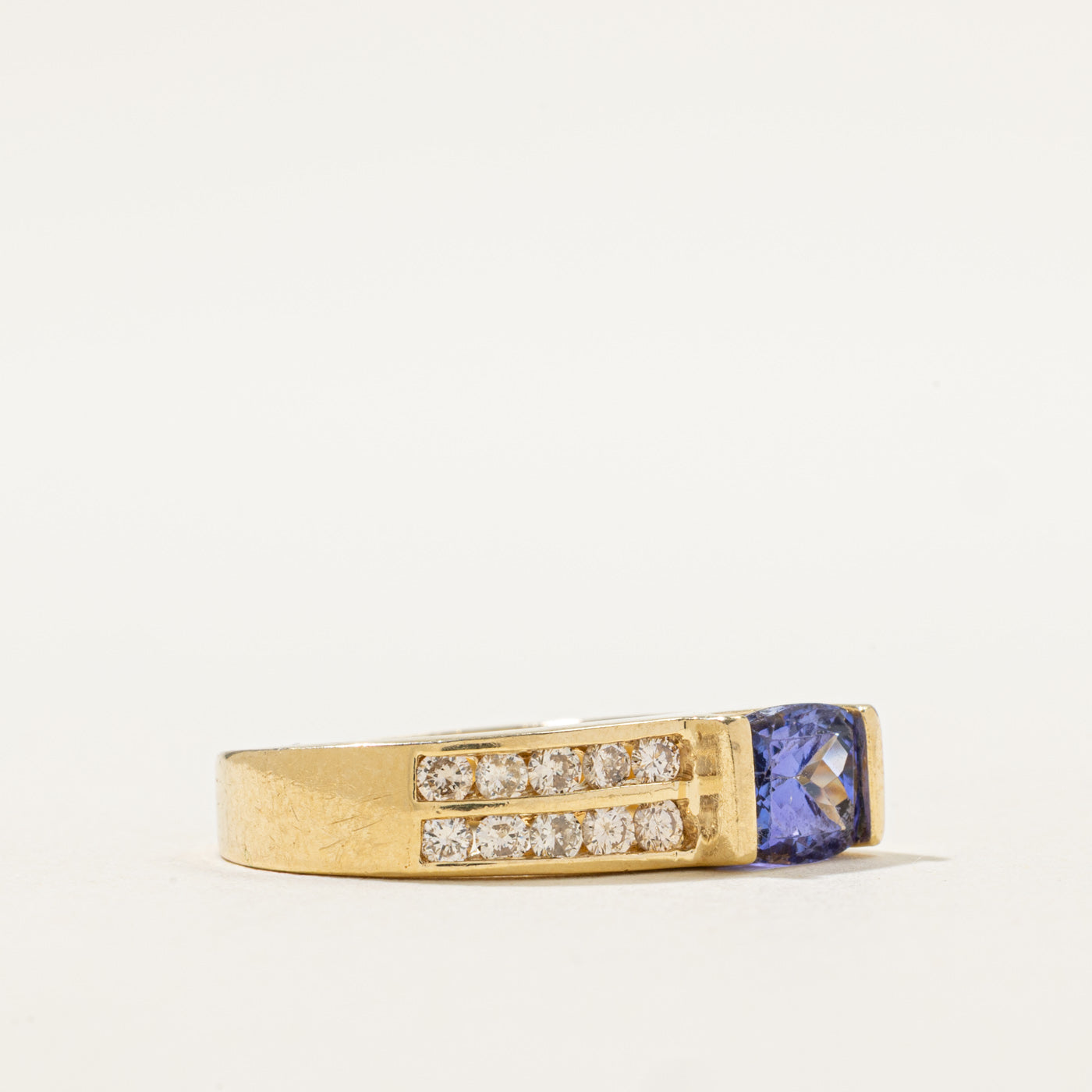 Bague cocktail en tanzanite et diamants | 1,20 ct, 0,25 ct au total | Taille 5,5 | 