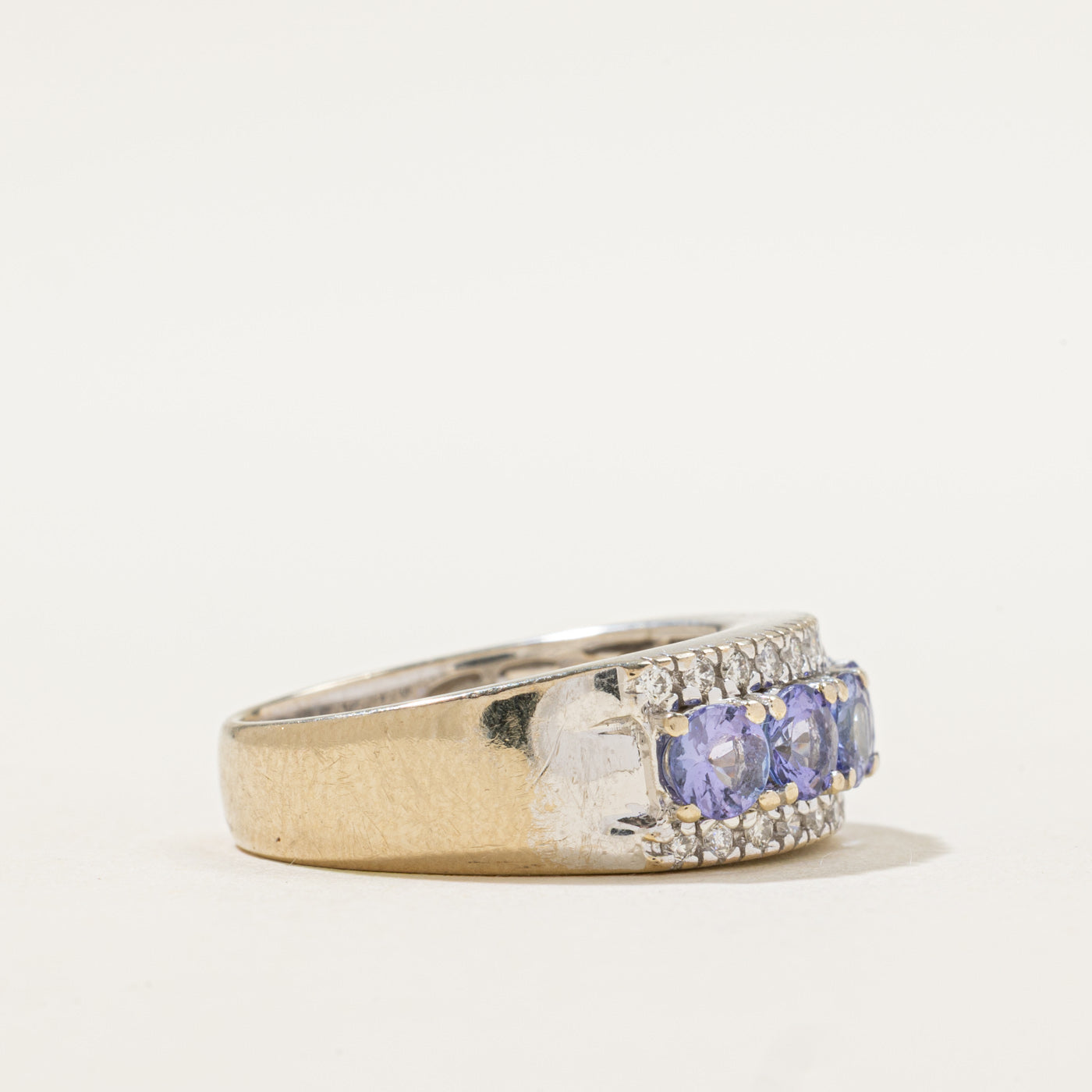 Bague cocktail en tanzanite et diamants | 1,32 ct, 0,26 ct | Taille 6,75 | 