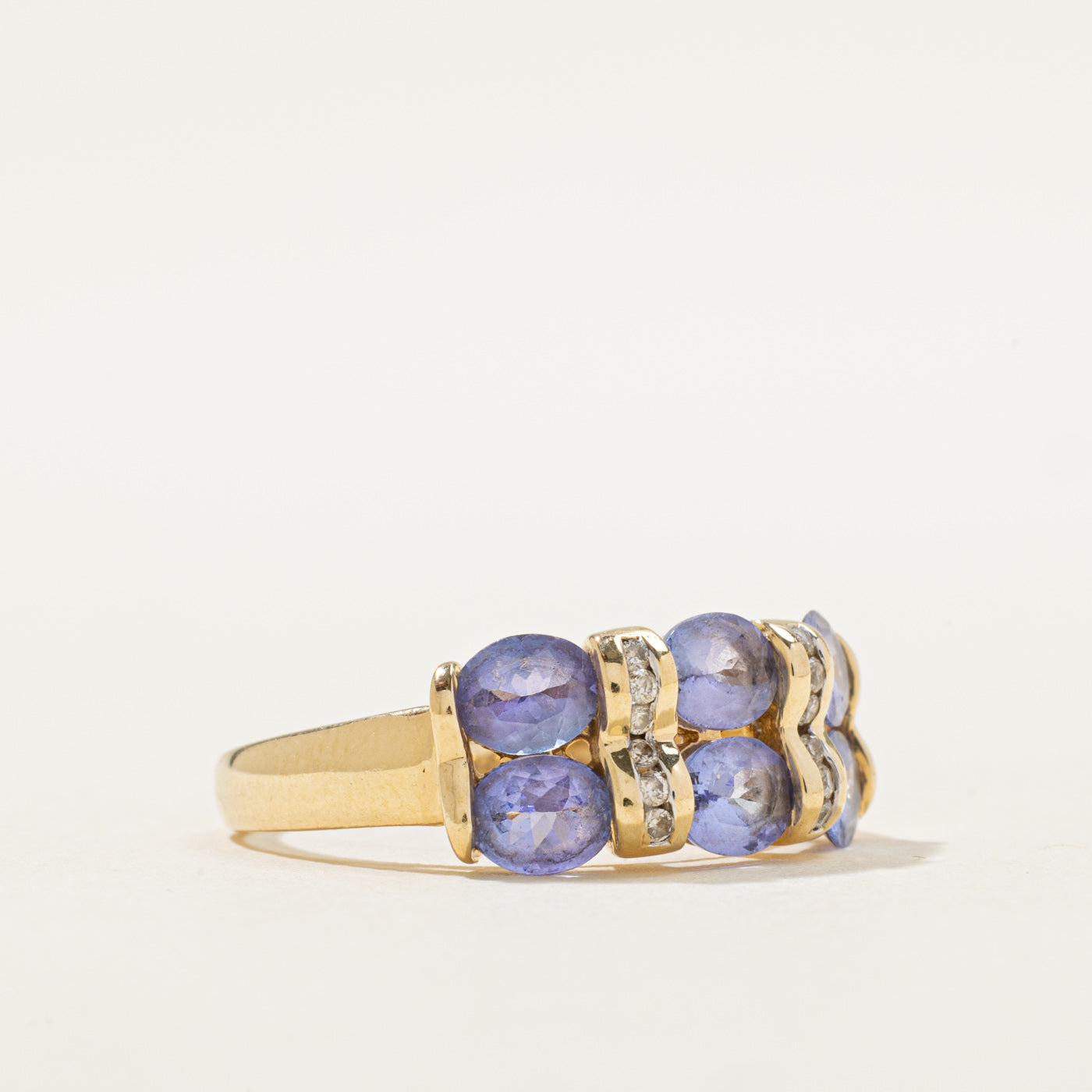 Tanzanite & Diamond Ring | 2.50ctw, 0.10ctw | SZ 7 |
