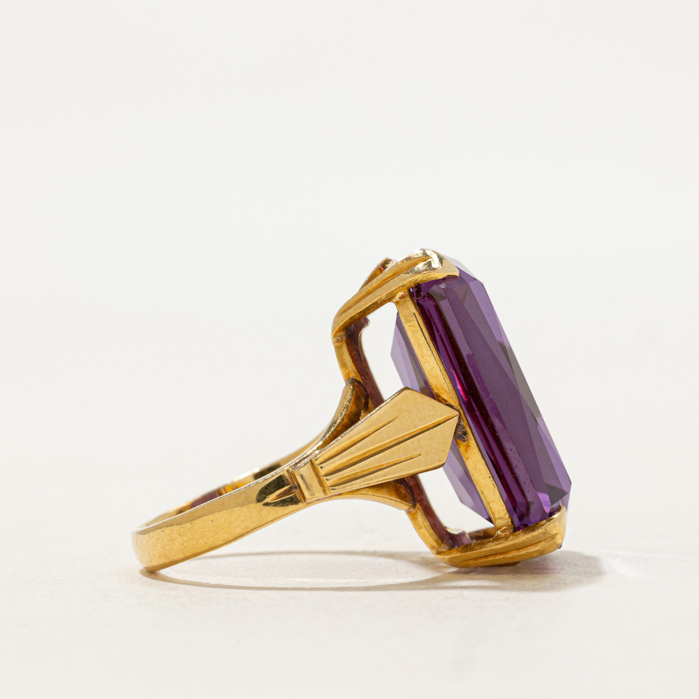Synthetic Purple Sapphire Cocktail Ring | 26.00ctw | SZ 7.25 |