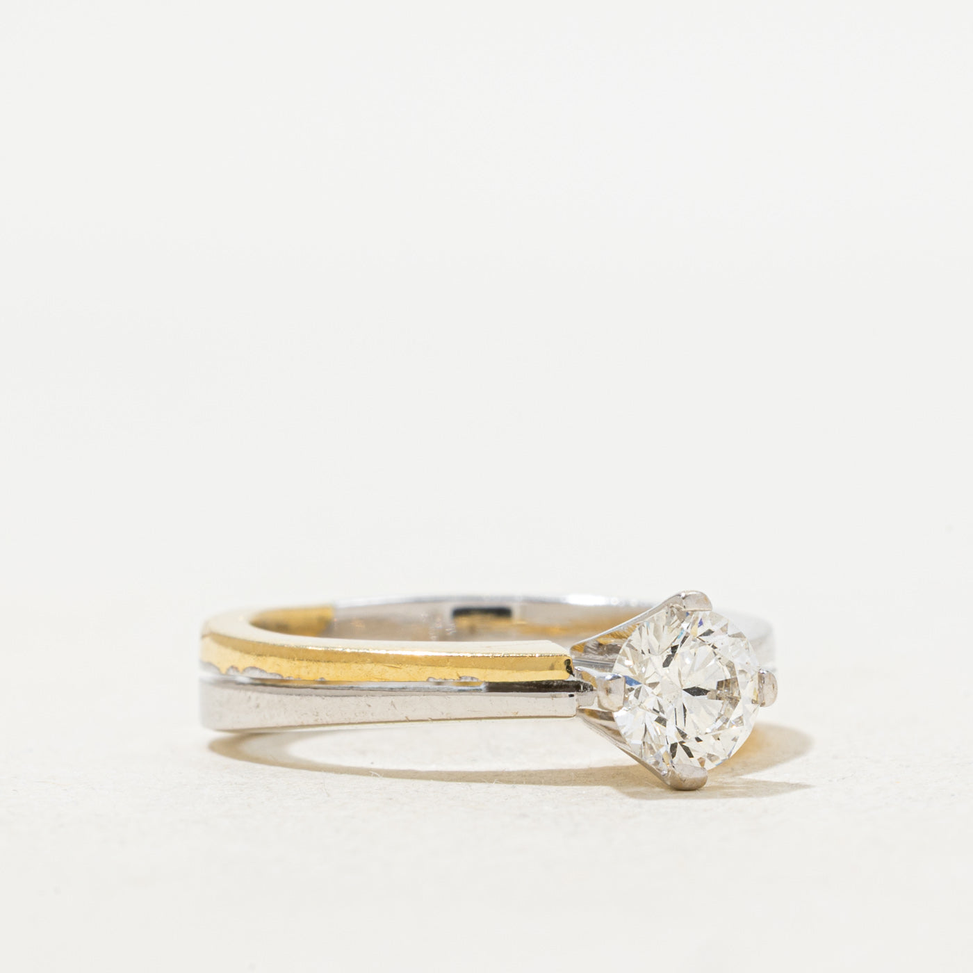 Bague en or bicolore sertie de diamants | 0,71 ct, taille 6 | 