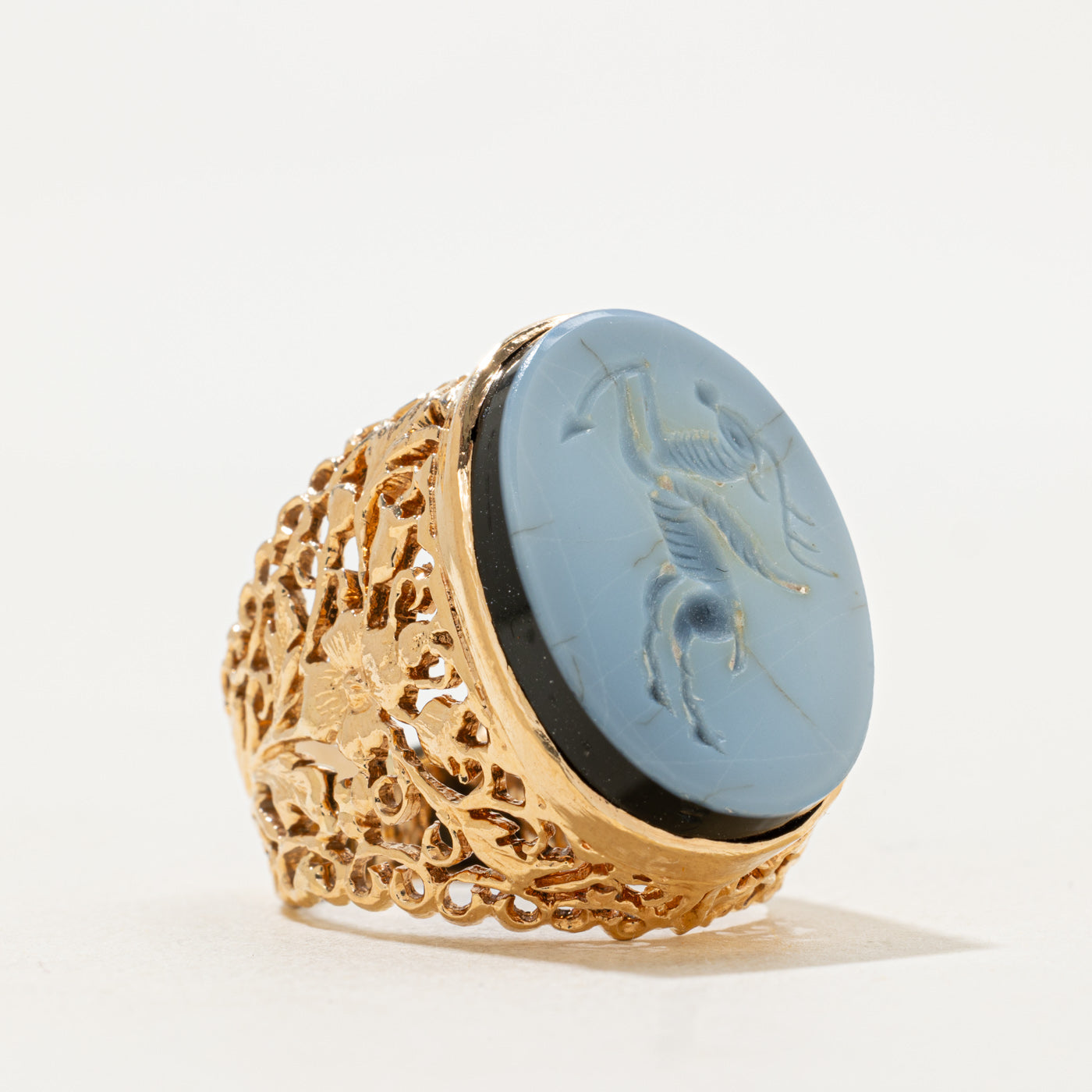 Intaglio Carved Onyx Ring | 11.00ct | SZ 7 |