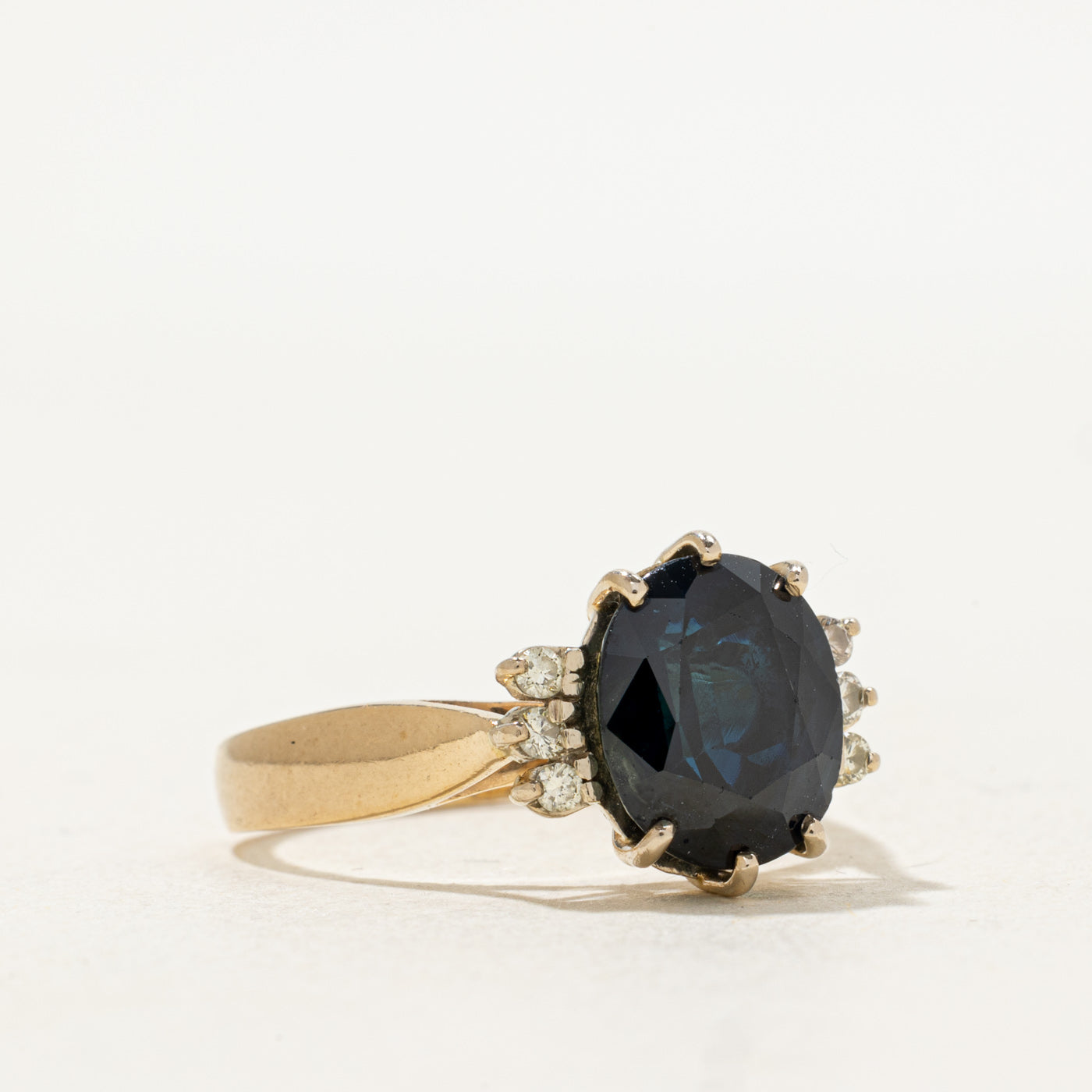 Sapphire & Diamond Ring | 4.00ct, 0.12ctw | SZ 8 |