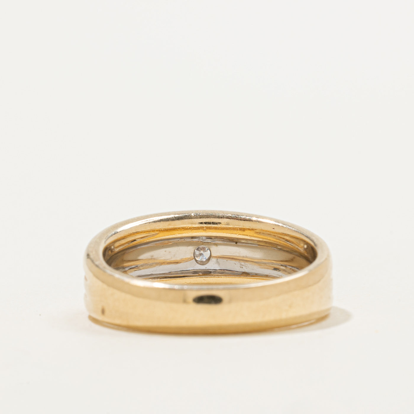 Two Tone Gold Diamond Ring | 0.08ct | SZ 8 |