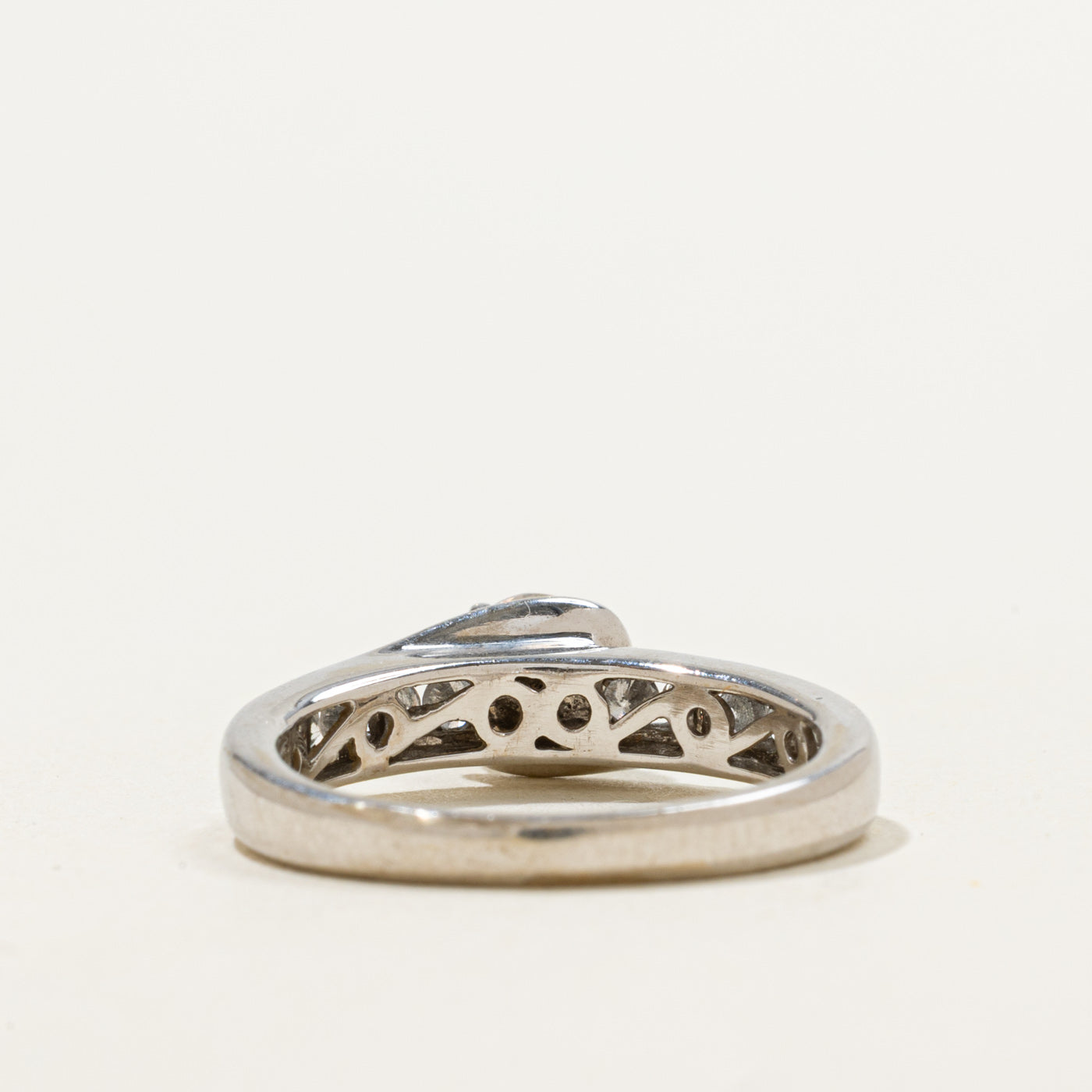 Bague de fiançailles sertie de diamants en canal | 0,57 ct | Taille 6 | 