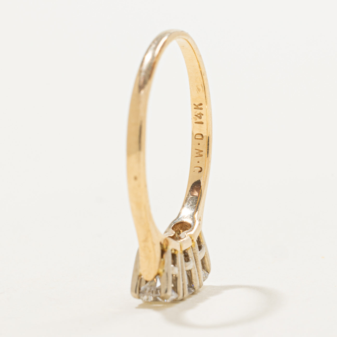 Bague classique trois diamants | 0,59 ct au total | Taille 7 | 