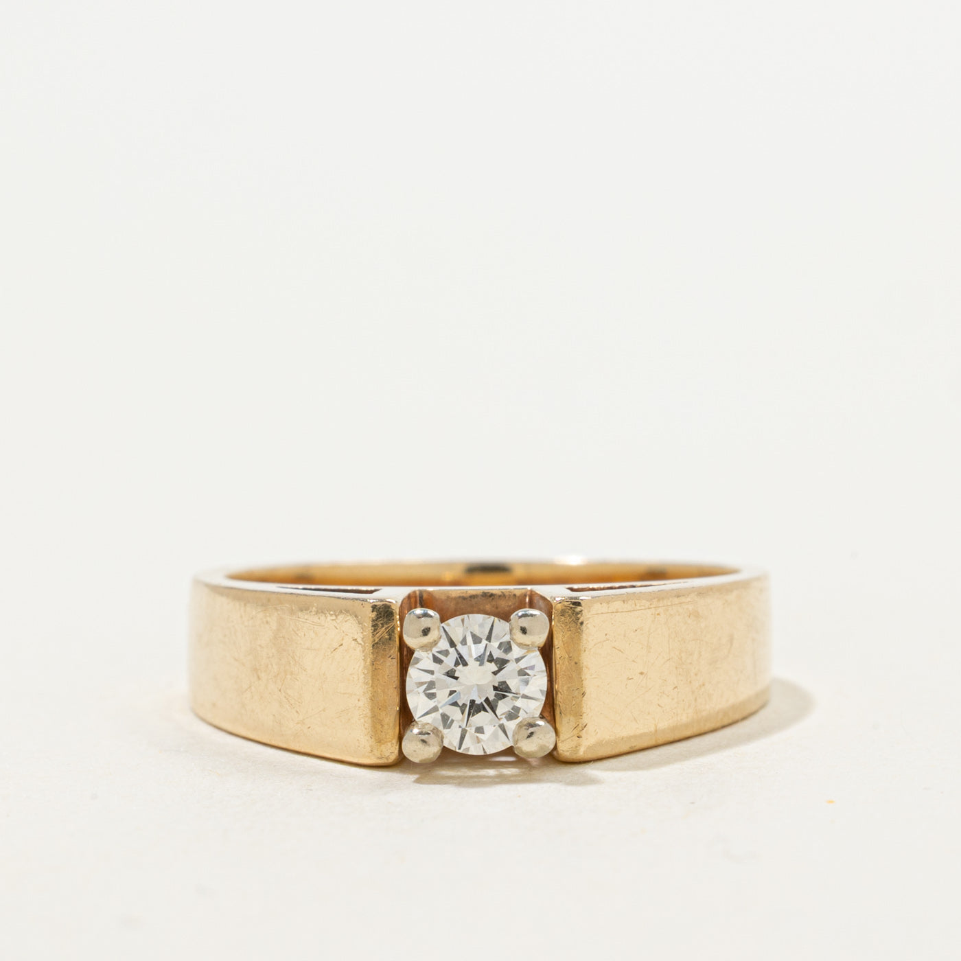Bague solitaire diamant à large anneau | 0,38 ct | Taille 8 | 