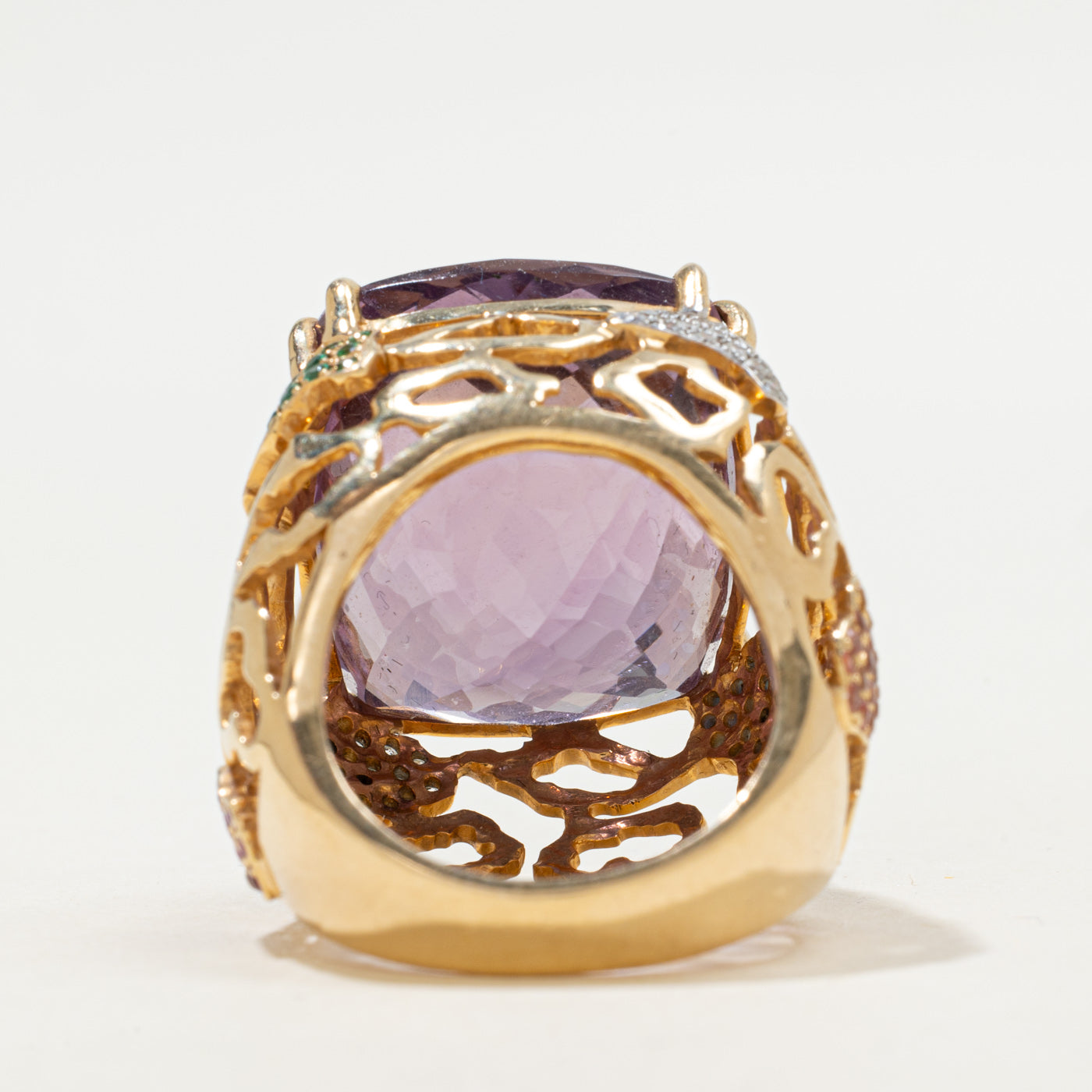 Bague cocktail en or 18 carats avec améthyste et diamants | 30,00 ct, 1,25 ct au total, 0,20 ct au total | Taille 7 |