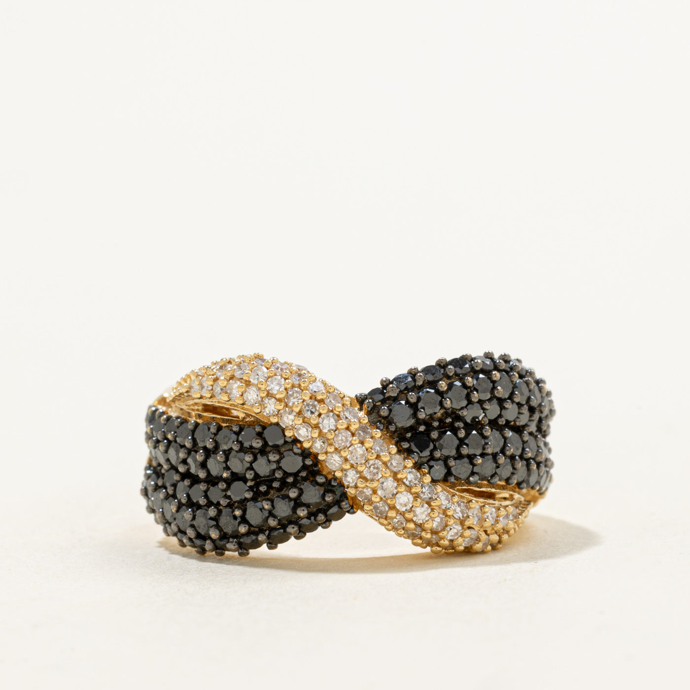 Bague Effy' sertie de diamants noirs | 1,06 ct | Taille 7 | 
