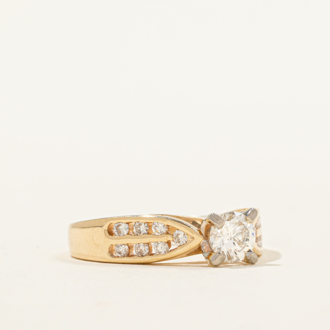 Solitaire Set with Diamond Accents Engagement Ring | 0.60ctw | SZ 4.5 |