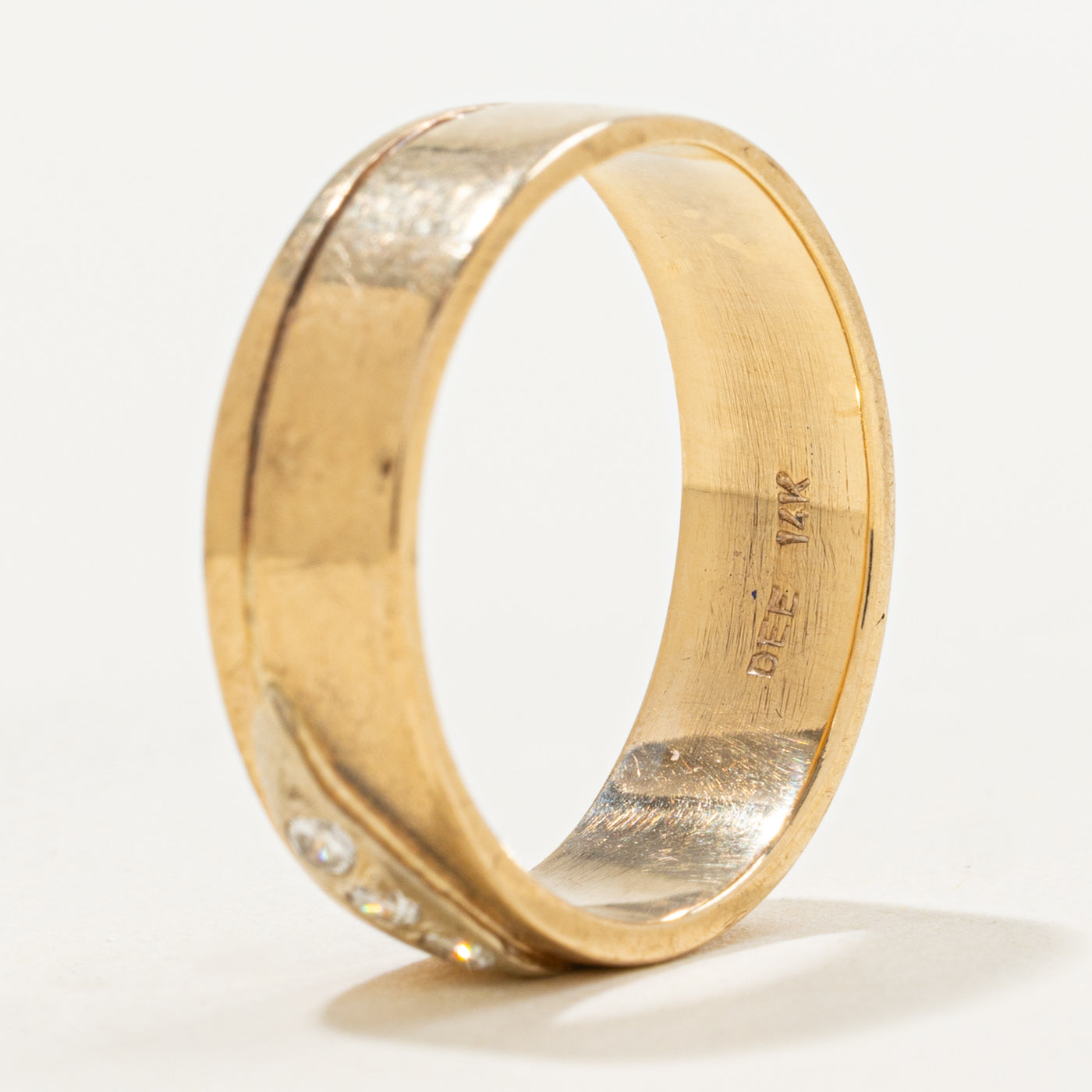 Diamond Detailed Bypass Band | 0.06ctw | SZ 7.5 |