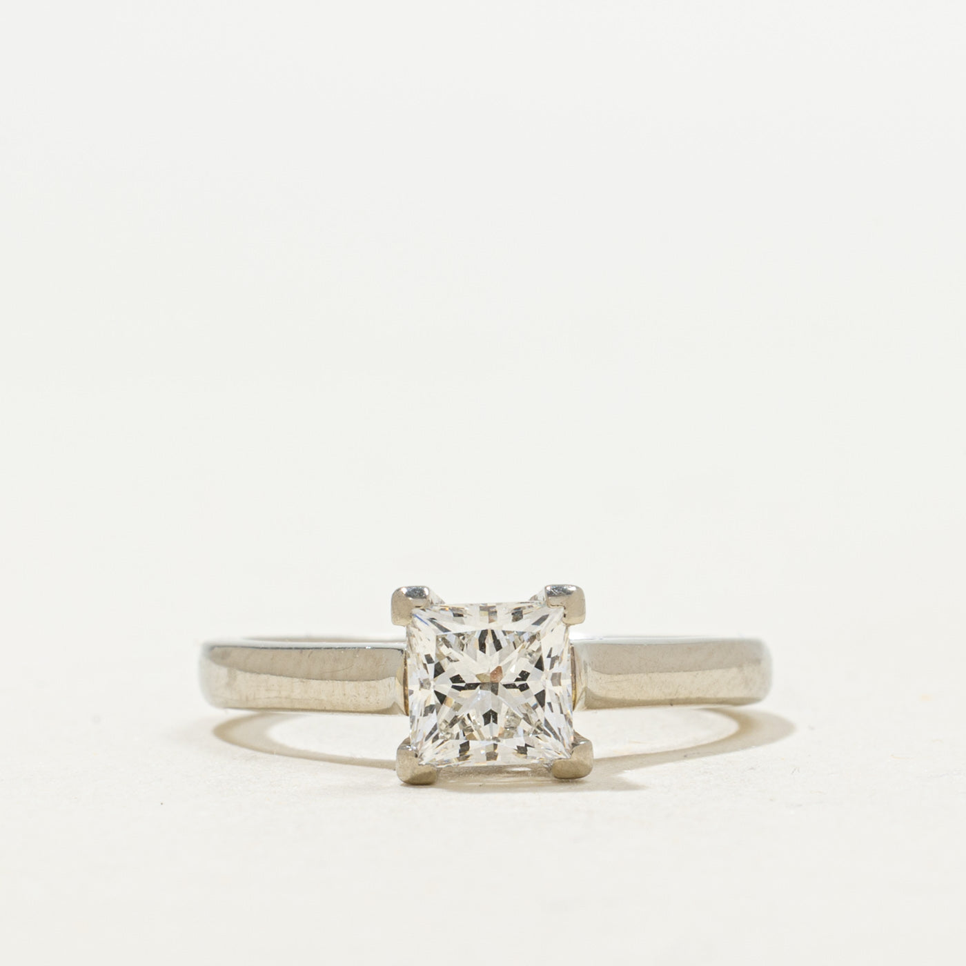 Bague de fiançailles solitaire en diamant princesse | 0,92 ct | VVS1, G | Taille 5,5