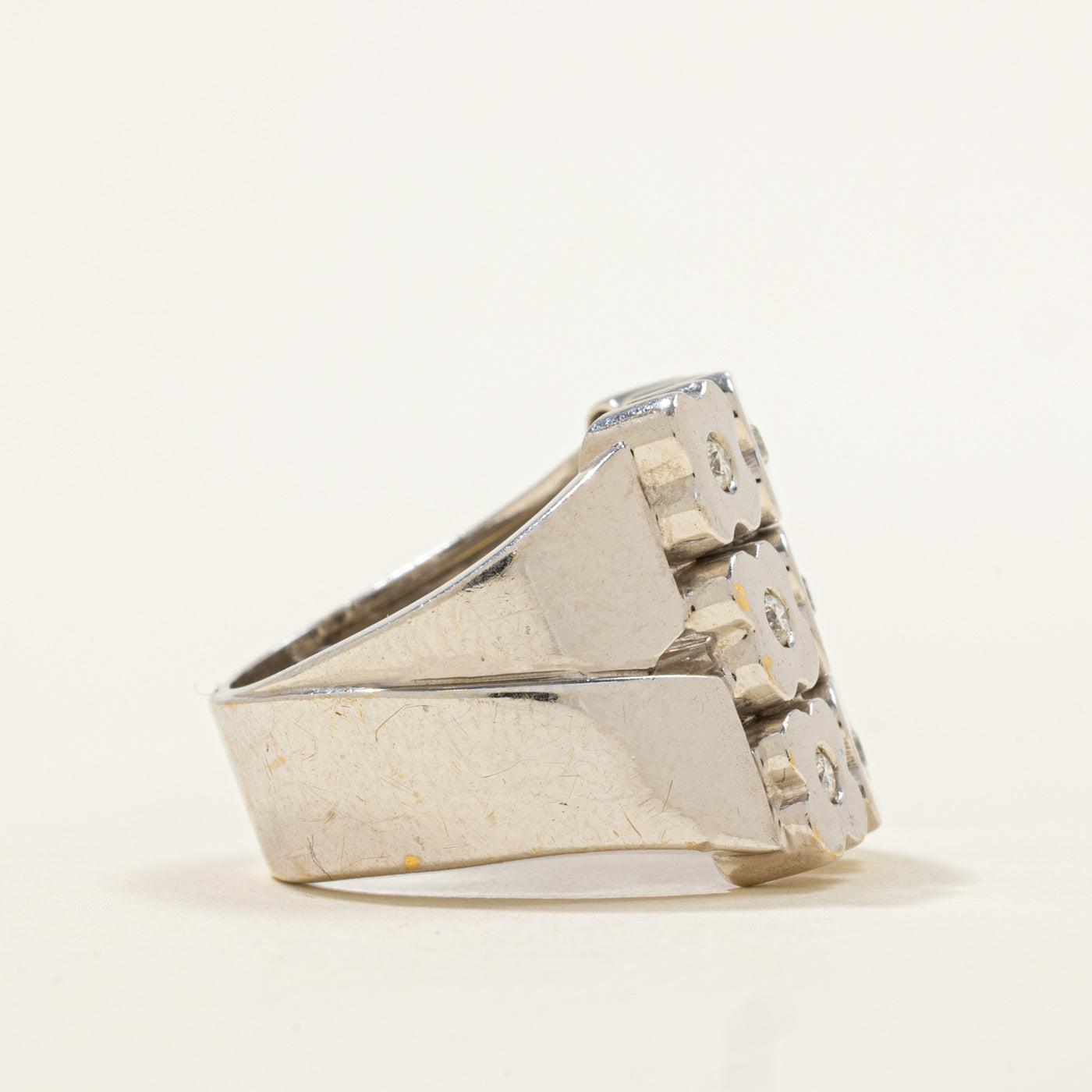 Bague fleur sertie de diamants en grille | 0,27 ct | Taille 7,5 | 