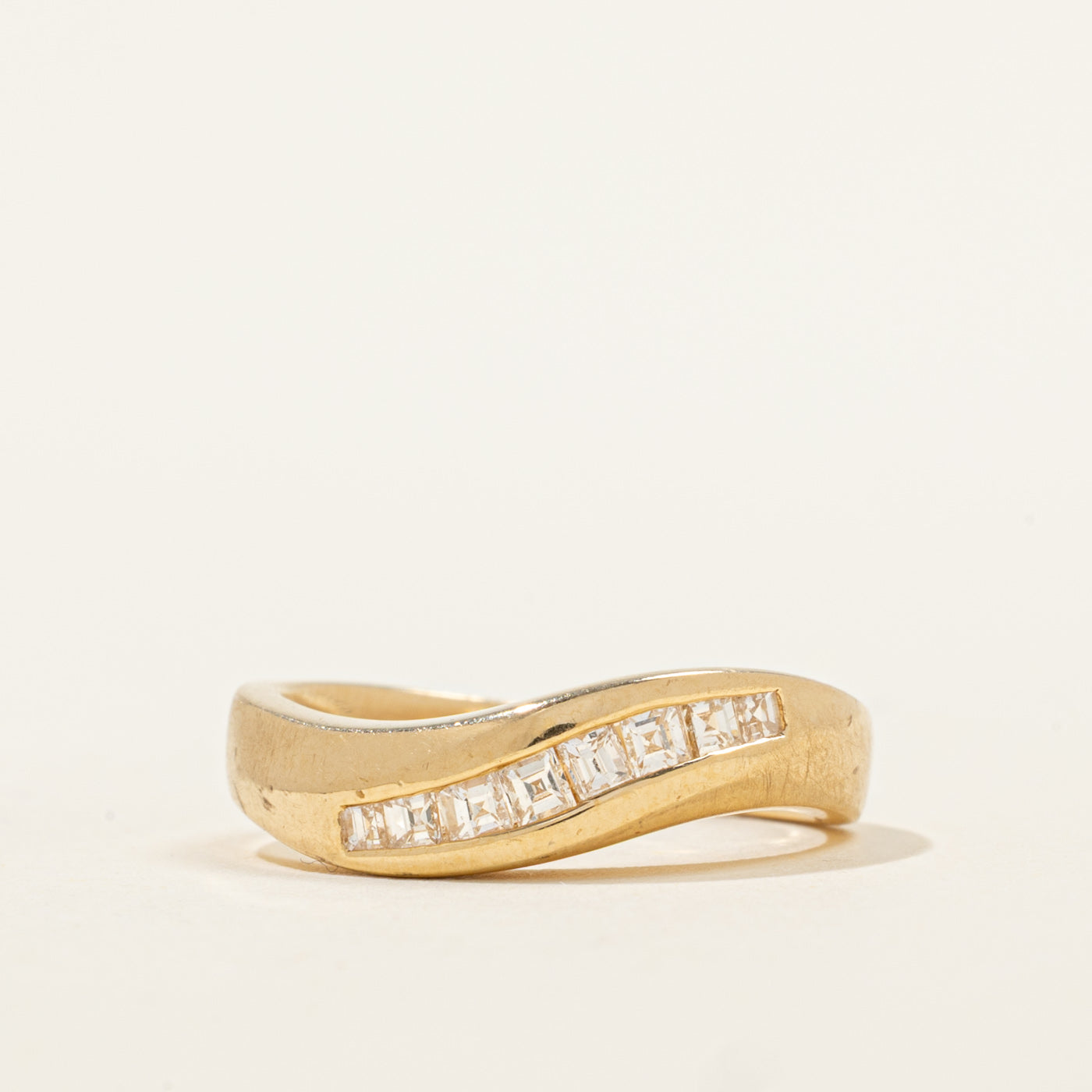 Bague Wave sertie de diamants en canal | 0,24 ct | Taille 5,25 | 