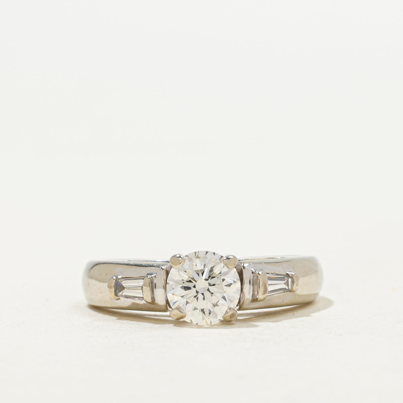 Three Stone Diamond Engagement Ring | 0.89ctw | SZ 5 |