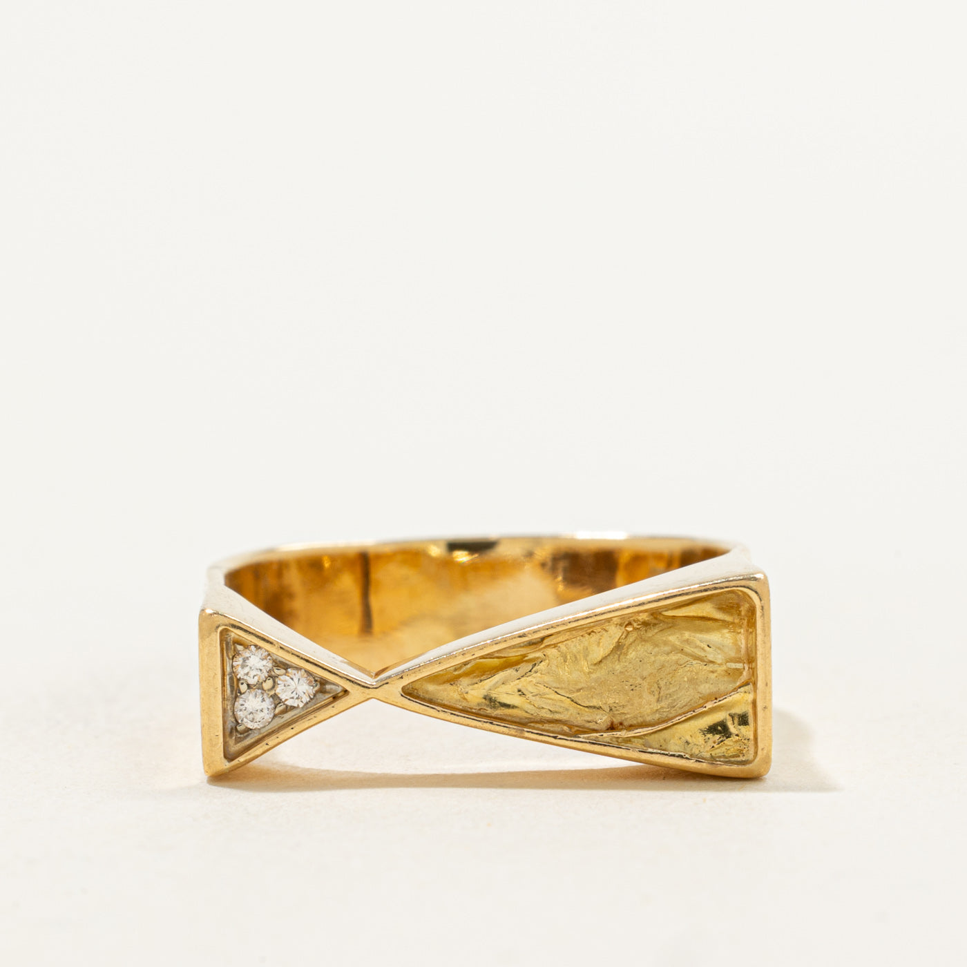 Unique Zig Zag Diamond Ring | 0.03ctw | SZ 9.25 |